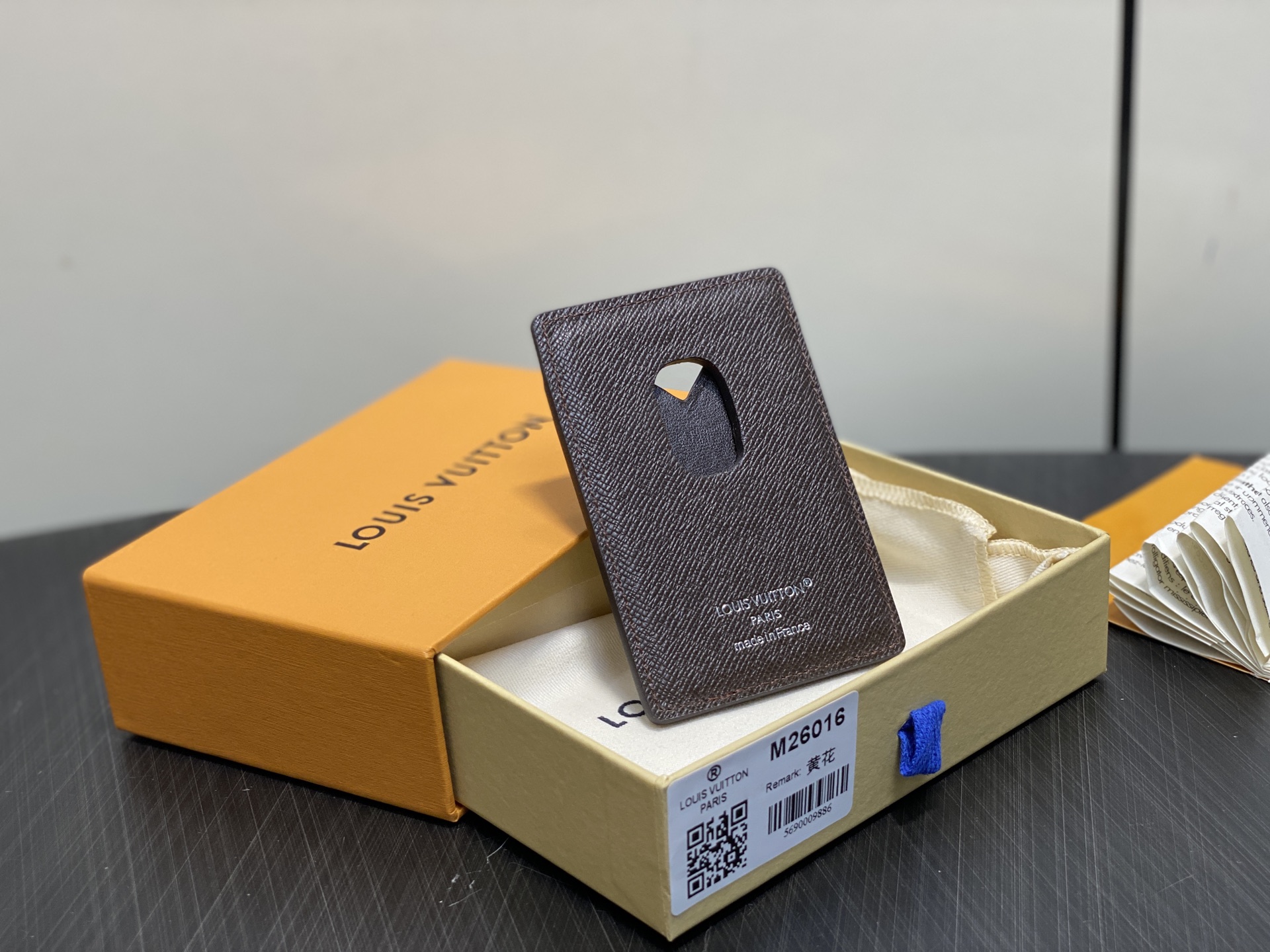 【顶级原单】M26016黄花 磁吸手机卡夹 本款 Magnet 卡夹取材品牌经典 Monogram 涂层