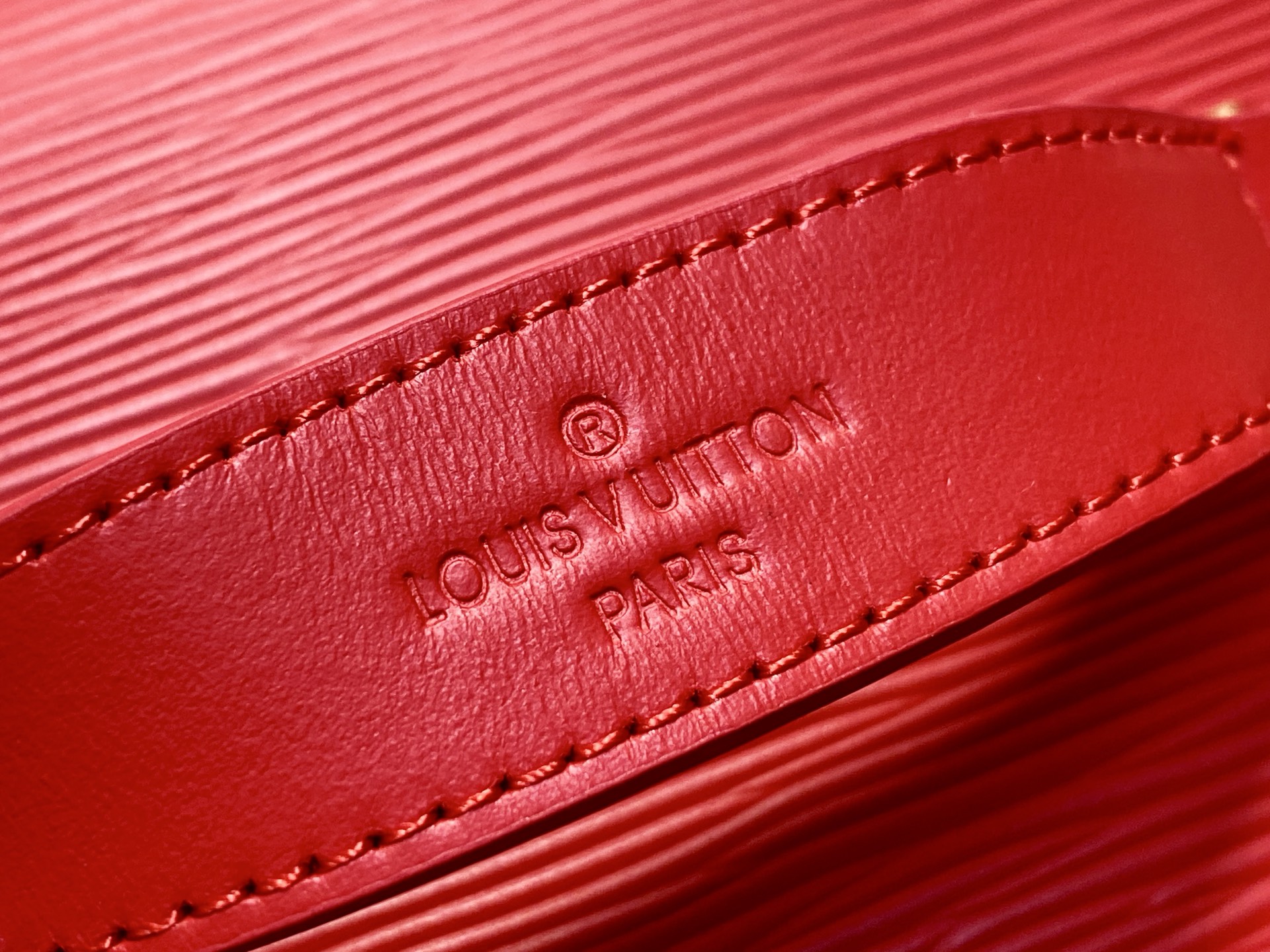 【顶级原单】M25856红色 水波纹化妆包 当季新款 NICE BB 化妆包 本款 Nice 迷你化妆包