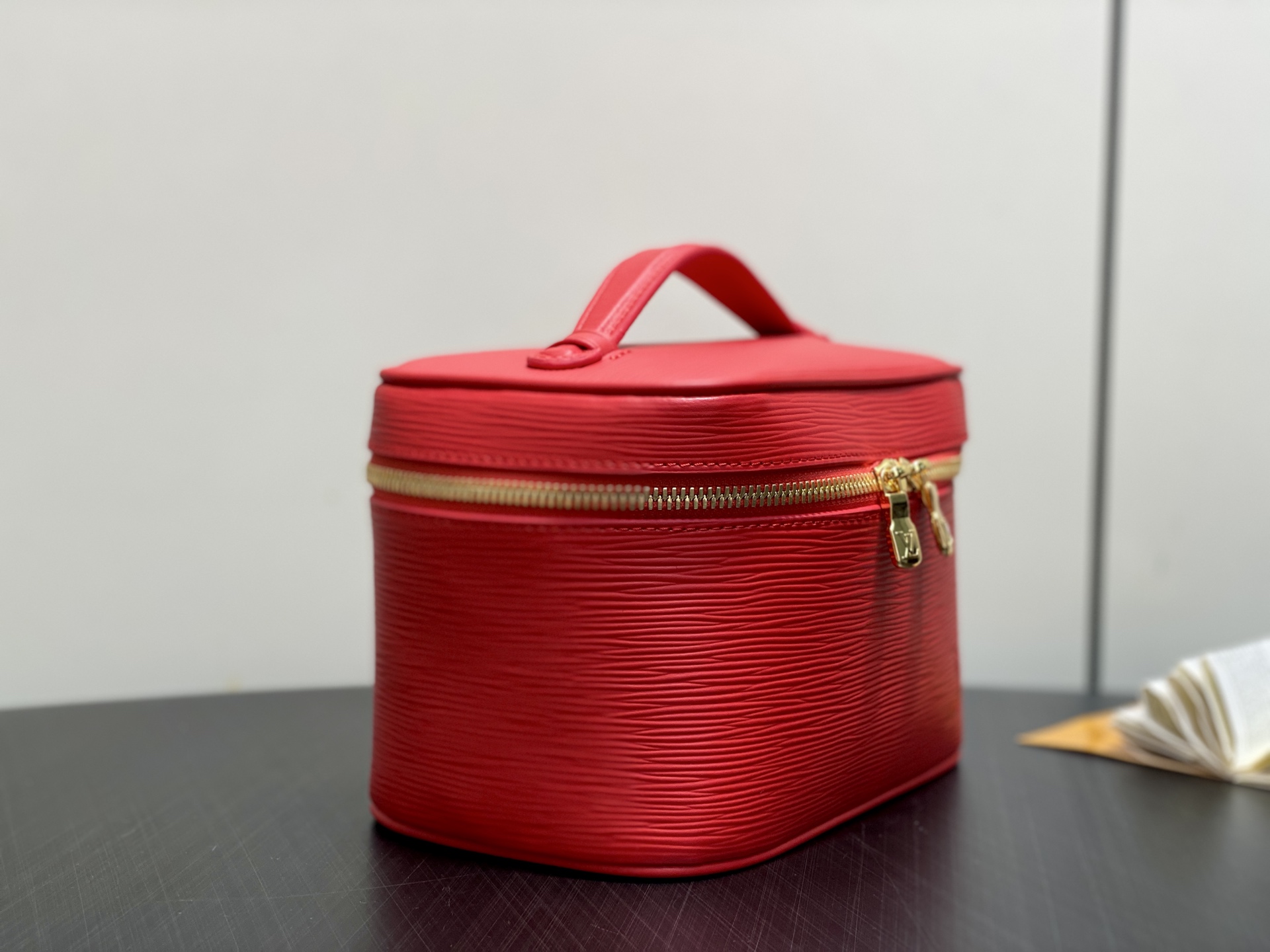 【顶级原单】M15191红色 水波纹化妆包 当季新款 NICE 迷你化妆包 本款 Nice 迷你化妆包向