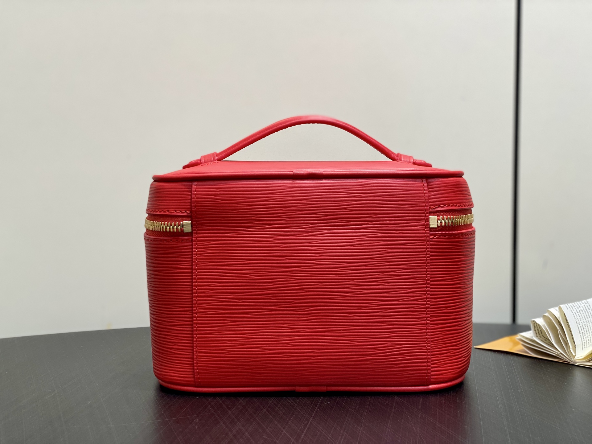 【顶级原单】M15191红色 水波纹化妆包 当季新款 NICE 迷你化妆包 本款 Nice 迷你化妆包向