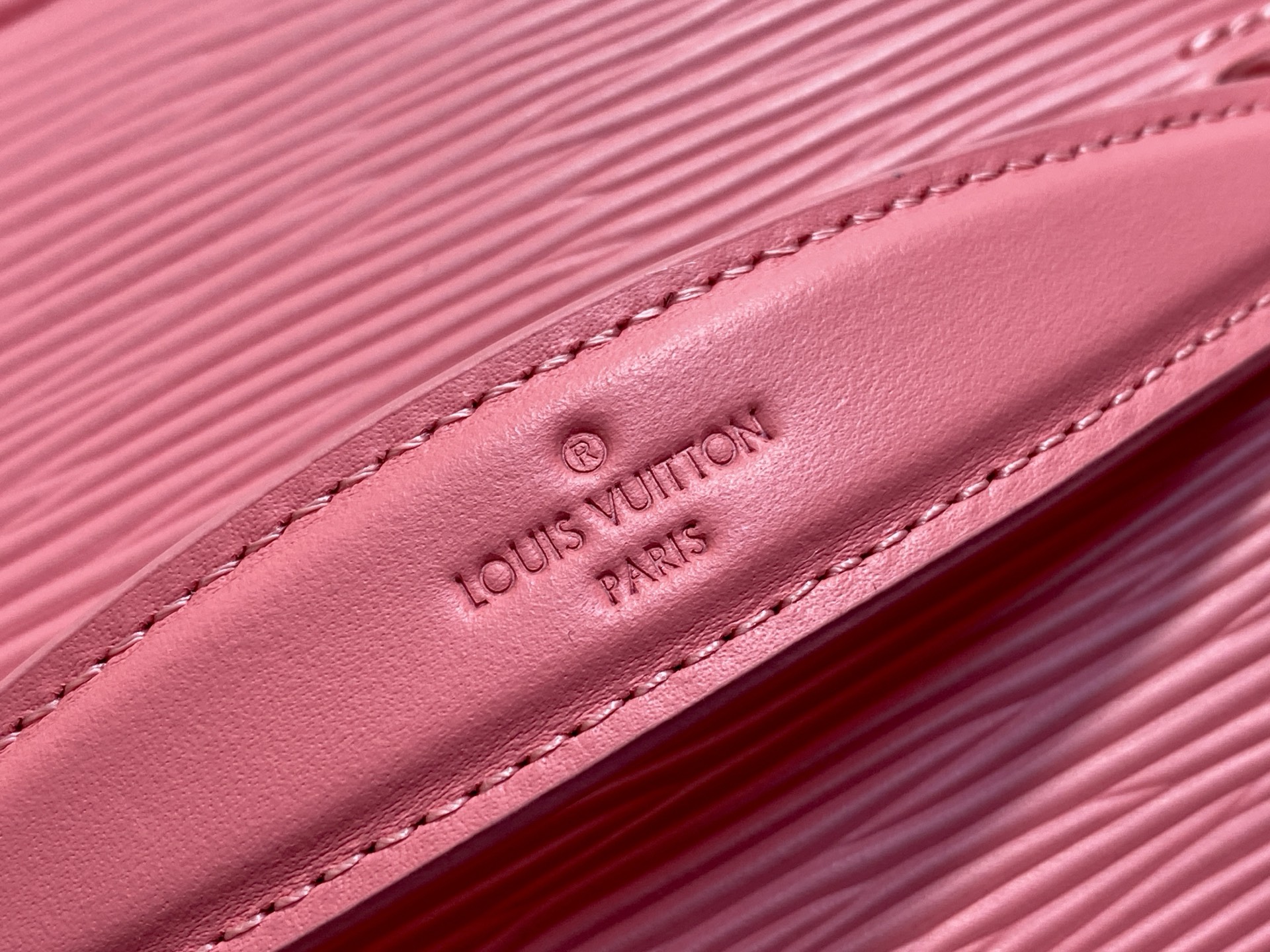 【顶级原单】M15191粉色 水波纹化妆包 当季新款 NICE 迷你化妆包 本款 Nice 迷你化妆包向