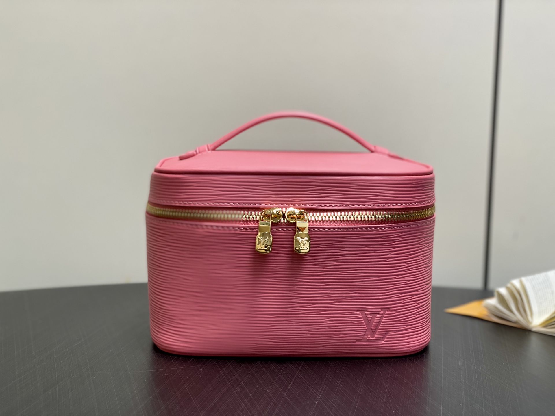 【顶级原单】M15191粉色 水波纹化妆包 当季新款 NICE 迷你化妆包 本款 Nice 迷你化妆包向