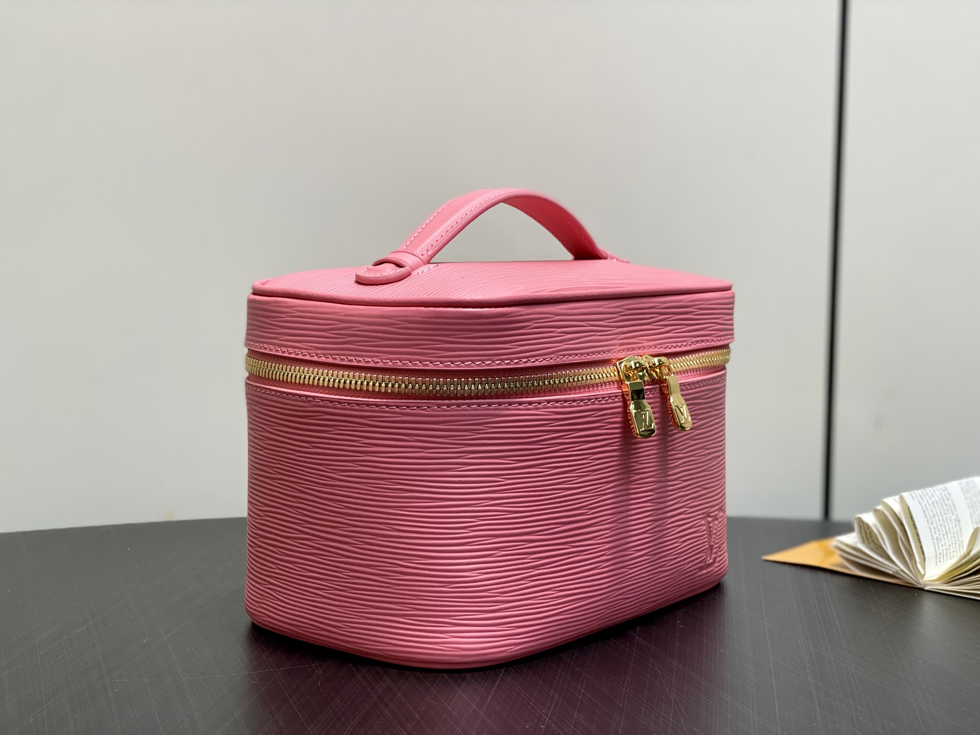 【顶级原单】M15191粉色 水波纹化妆包 当季新款 NICE 迷你化妆包 本款 Nice 迷你化妆包向