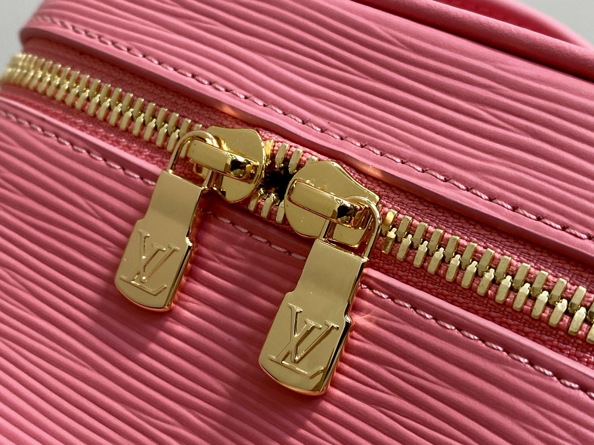 【顶级原单】M25857粉色 水波纹化妆包 当季新款 NICE NANO 化妆包 本款 Nice Nan