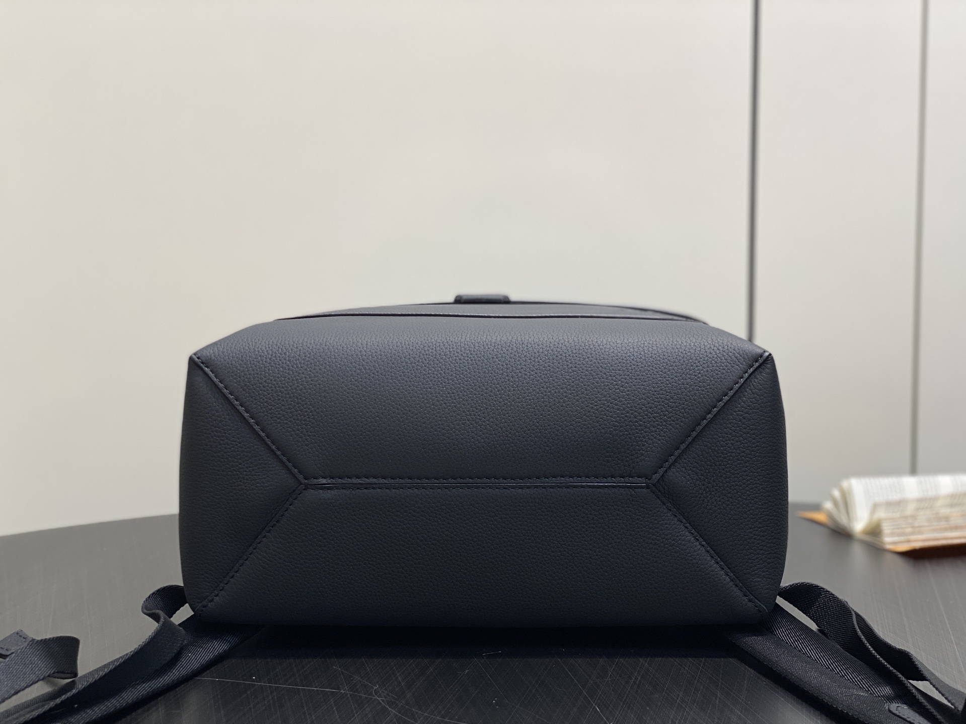 【顶级原单】M15262黑色 全皮商务双肩包 FASTLINE 双肩包 Fastline Hx双肩包取材