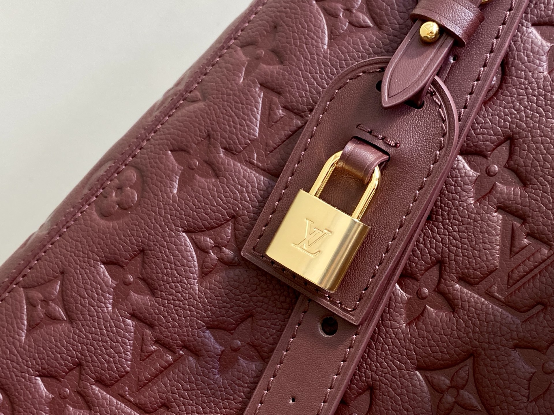 【顶级原单】M25860枣红色 全皮压花购物袋 All Ln One 中号手袋 M25888枣红色 M2