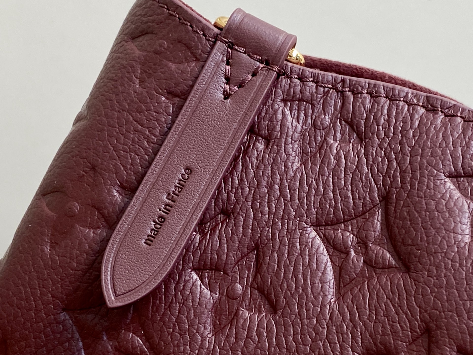 【顶级原单】M25860枣红色 全皮压花购物袋 All Ln One 中号手袋 M25888枣红色 M2