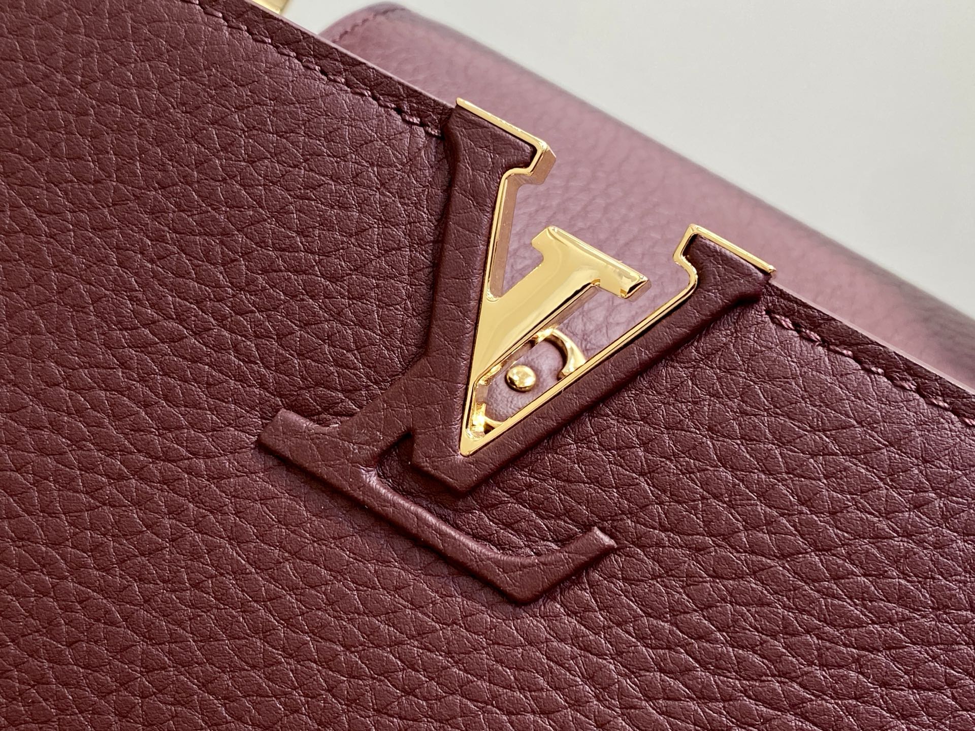 【顶级原单】M25893酒红色 全皮cap那英款系列 Capucines bb 手袋 m25893 酒红