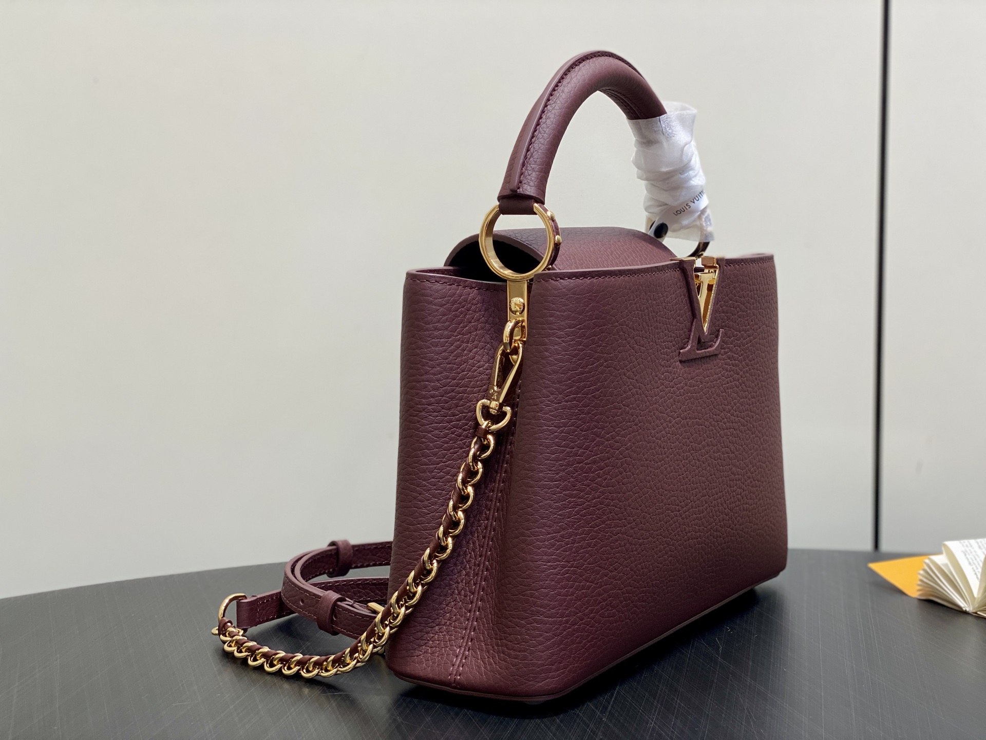 【顶级原单】M25893酒红色 全皮cap那英款系列 Capucines bb 手袋 m25893 酒红