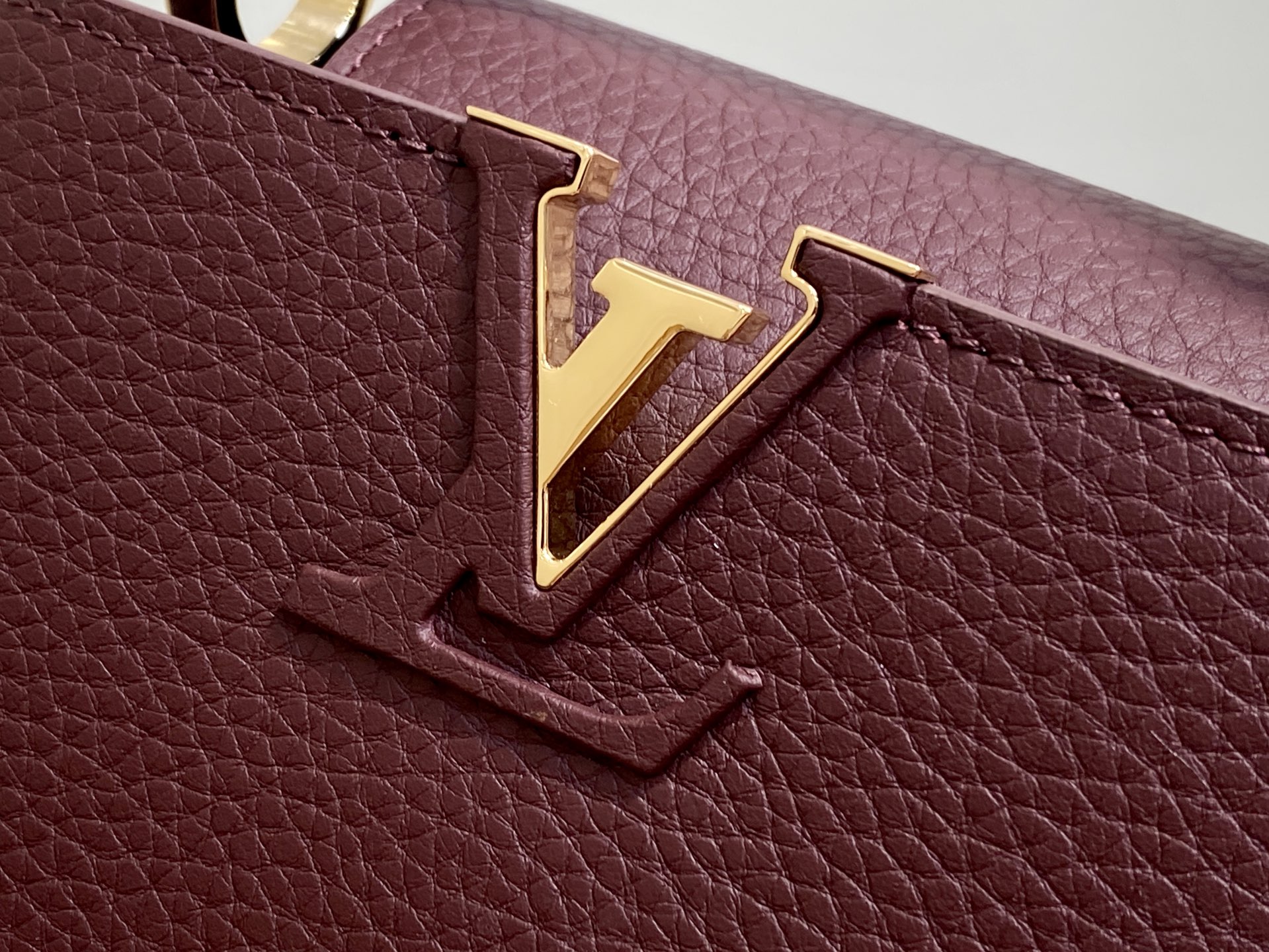 【顶级原单】M25893酒红色 全皮cap那英款系列 Capucines 迷你手袋 m25893 酒红色