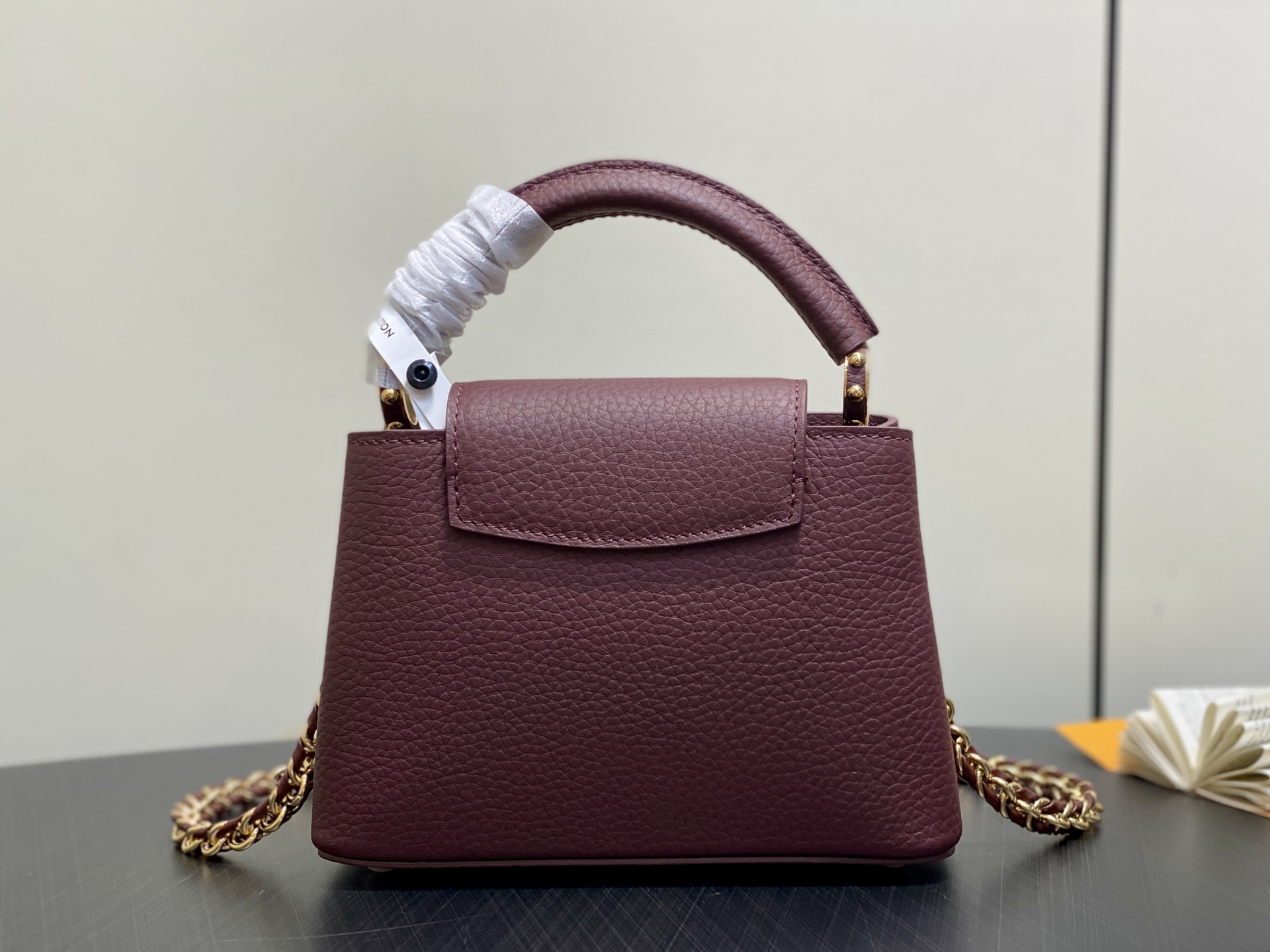 【顶级原单】M25893酒红色 全皮cap那英款系列 Capucines 迷你手袋 m25893 酒红色