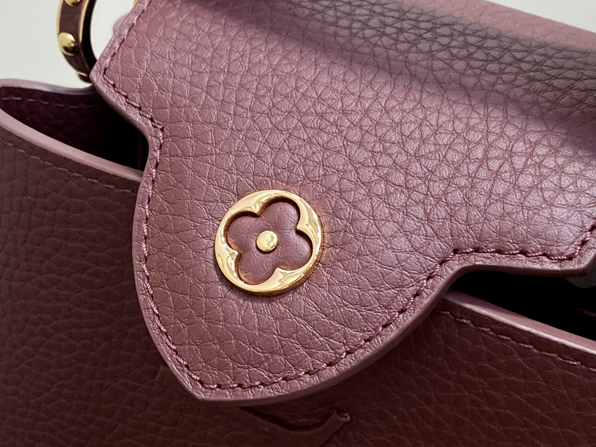 【顶级原单】M25893酒红色 全皮cap那英款系列 Capucines 迷你手袋 m25893 酒红色