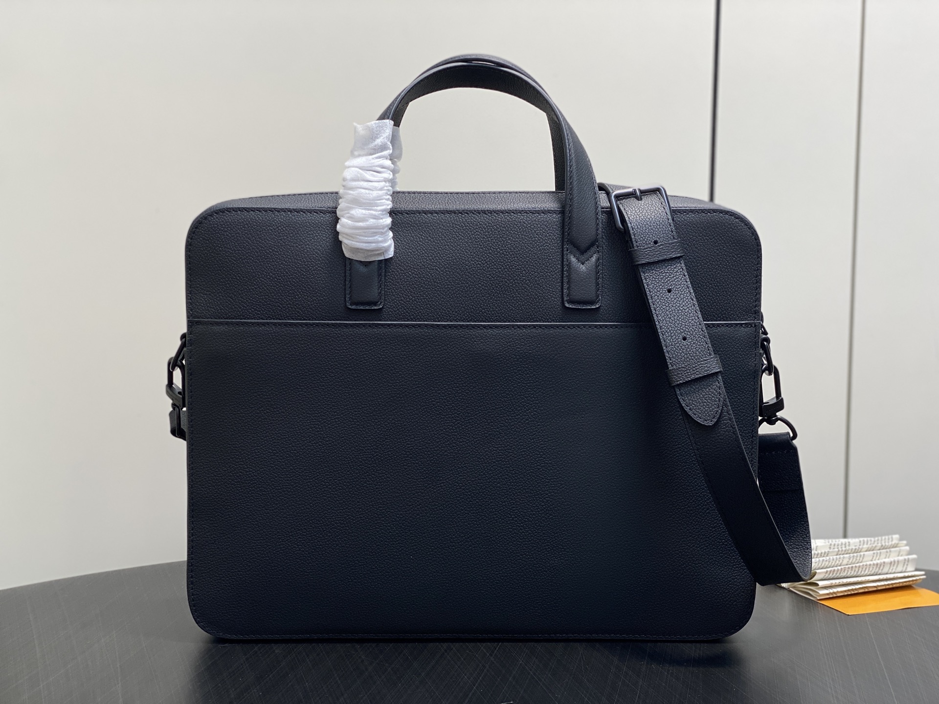 【顶级原单】M15258黑色 全皮商务公文包 GATE 公文包 Gate hx公文包选用蜡面牛皮革塑造轻