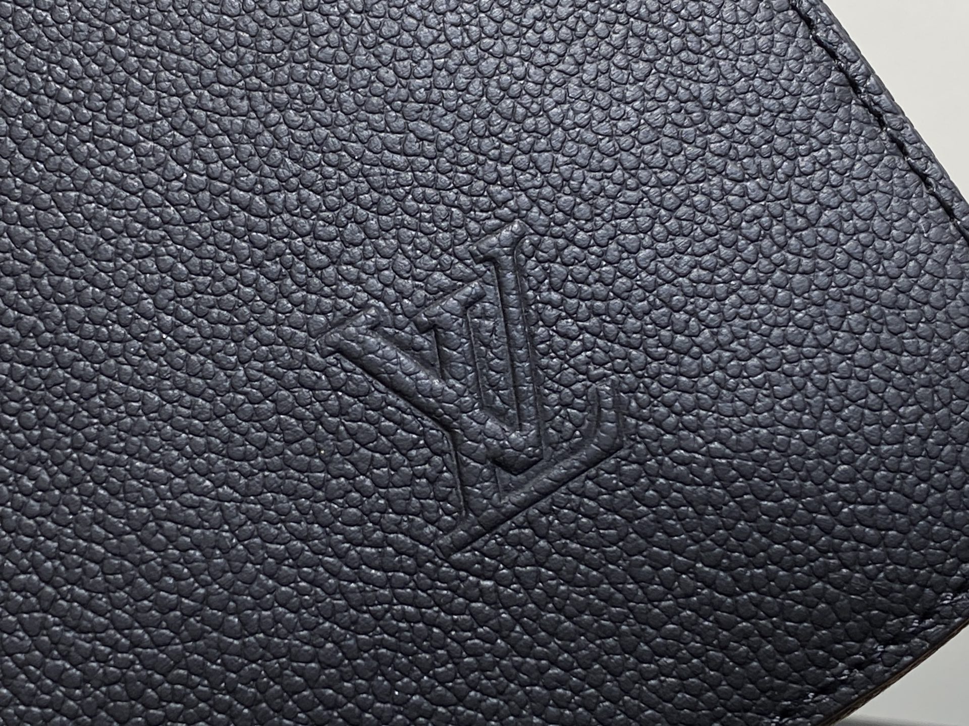 【顶级原单】M15258黑色 全皮商务公文包 GATE 公文包 Gate hx公文包选用蜡面牛皮革塑造轻