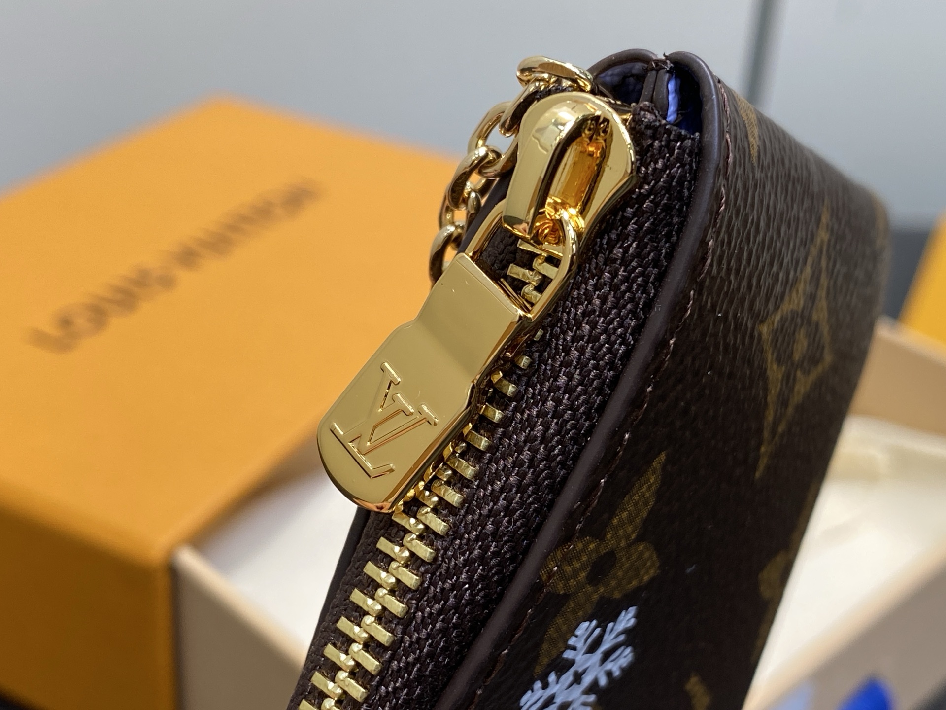 【顶级原单】M15341丝印 圣诞款老花钥匙包 LAUNCH 钥匙袋 在VB&N冬季旅行系列中重新诠释经