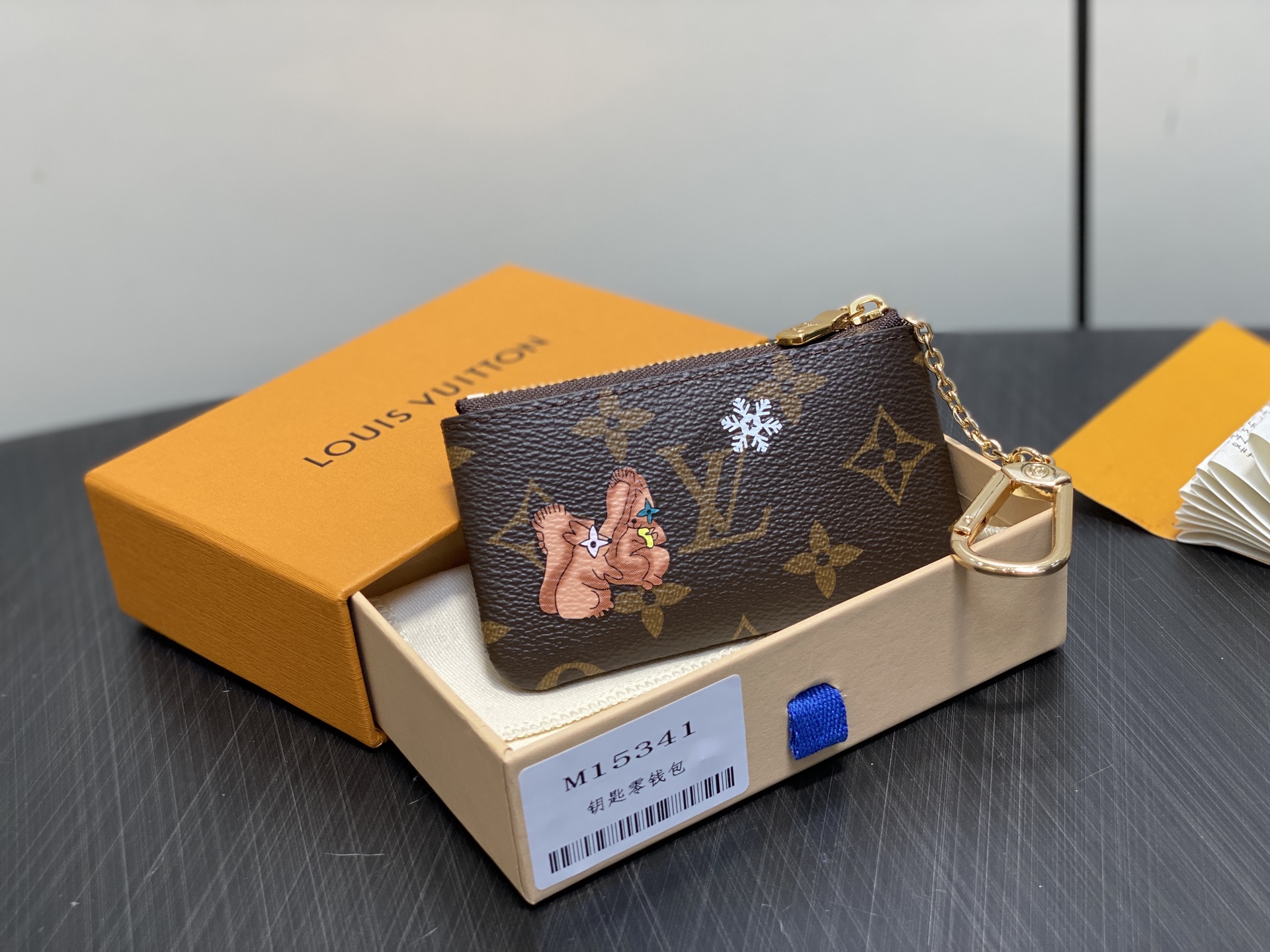 【顶级原单】M15341丝印 圣诞款老花钥匙包 LAUNCH 钥匙袋 在VB&N冬季旅行系列中重新诠释经