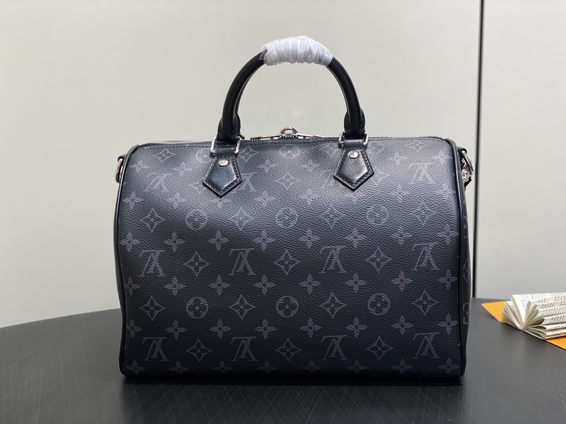 【顶级原单】M15102黑花 speedy枕头包 本款 Speedy Soft 30 手袋 出自 LV 