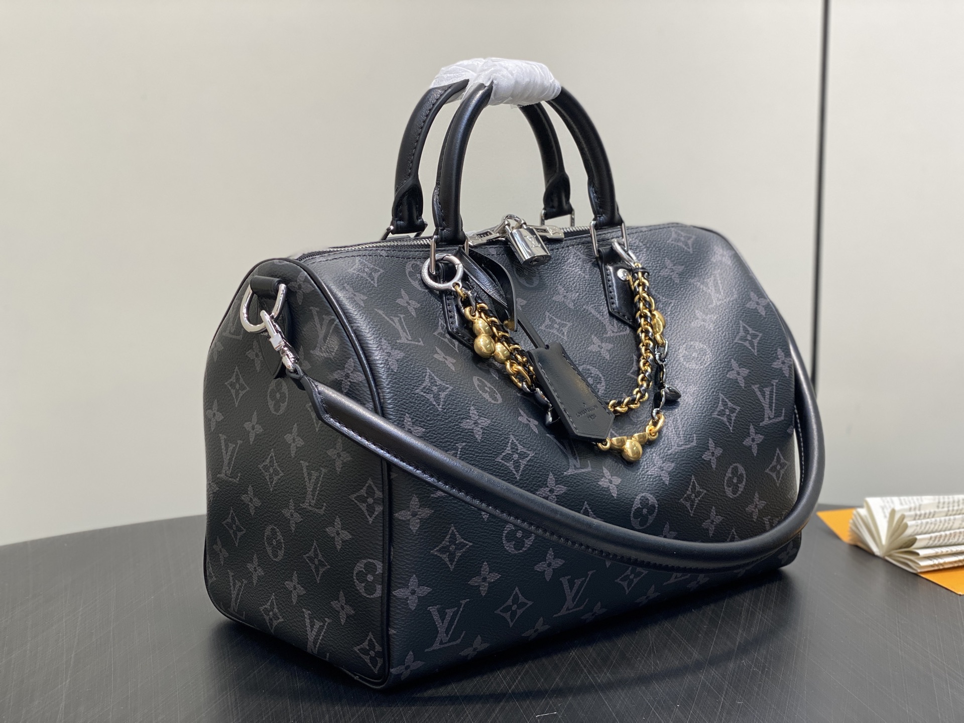 【顶级原单】M15102黑花 speedy枕头包 本款 Speedy Soft 30 手袋 出自 LV 