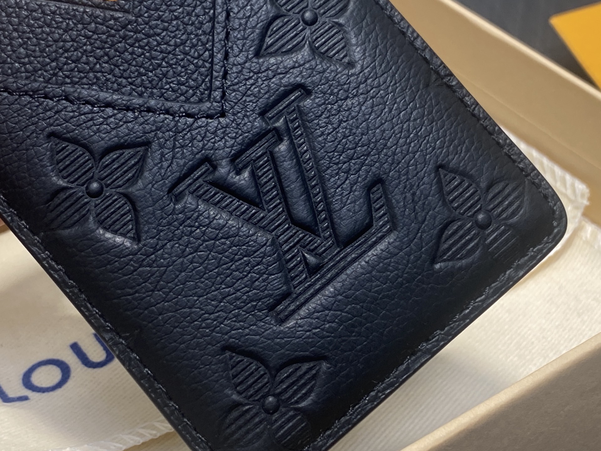 【顶级原单】M26738黑色 全皮磁吸卡夹 当季新款 MAGNET 卡夹 本款 Magnet 卡夹为 M