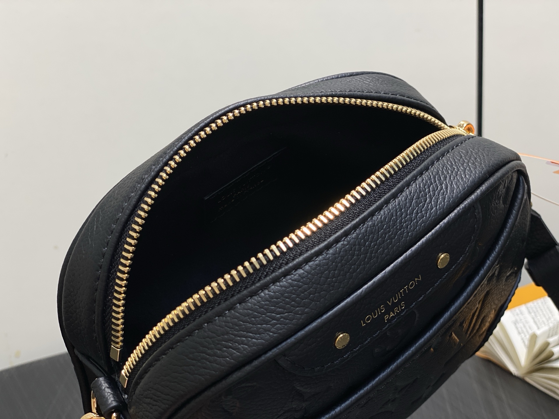 【顶级原单】M25518黑色 全皮相机包 TINY CAMERA BAG 手袋 m25518 黑色 m2