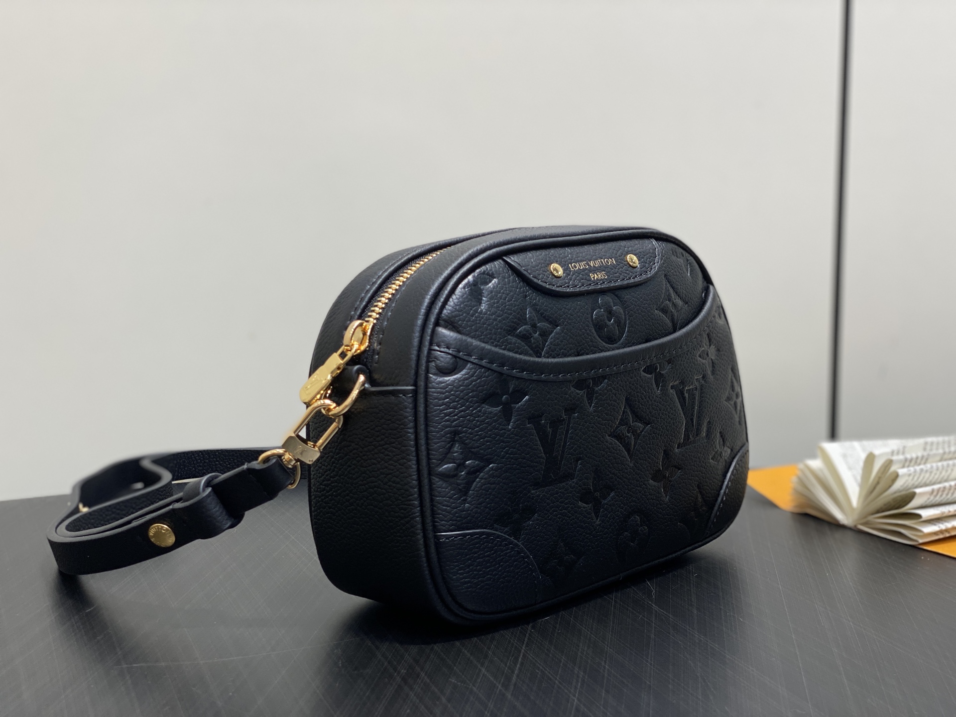 【顶级原单】M25518黑色 全皮相机包 TINY CAMERA BAG 手袋 m25518 黑色 m2