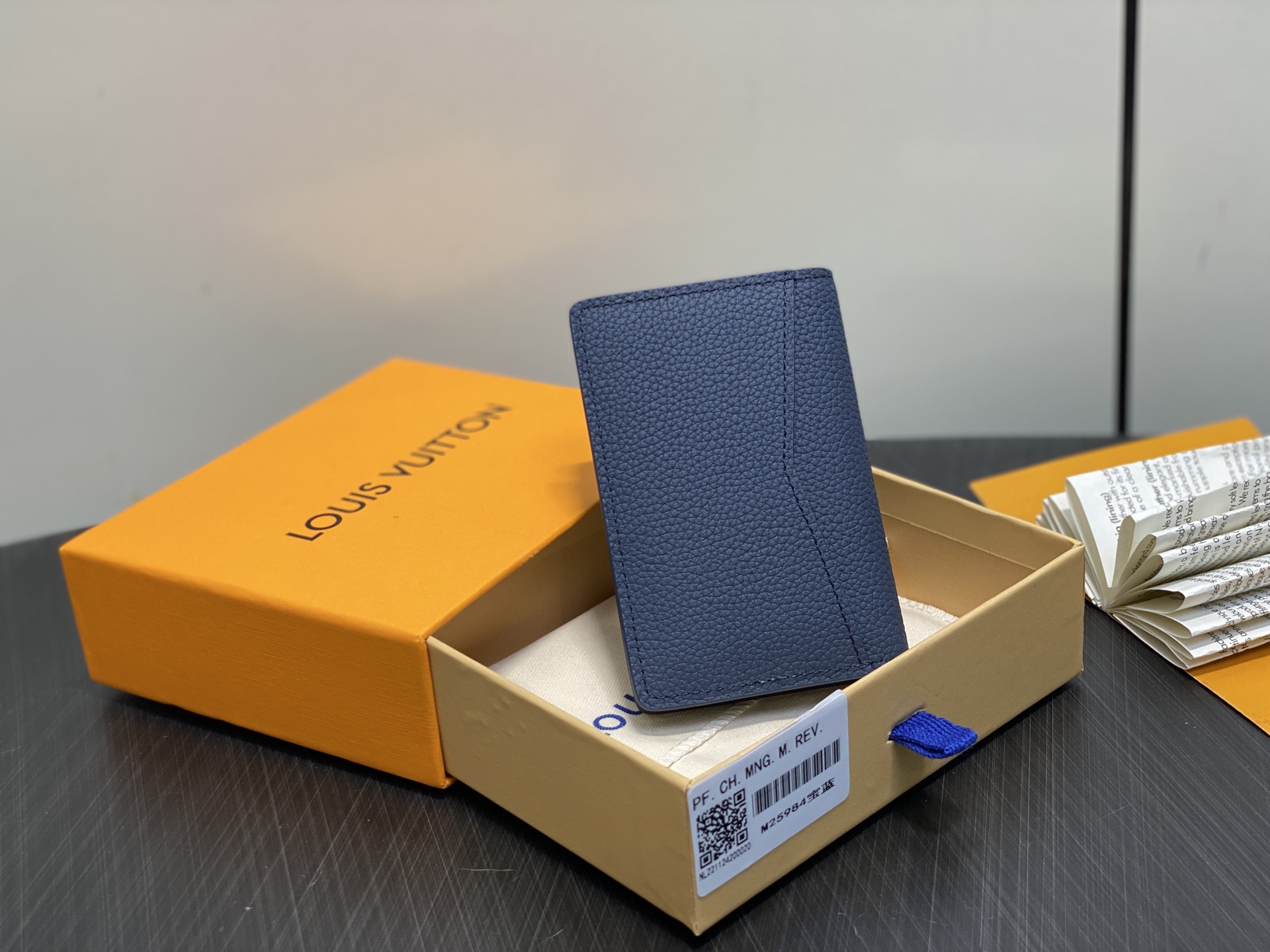 【顶级原单】M25984宝蓝 荔枝纹全皮卡包 Pocket organizer 口袋钱夹 LV Aero