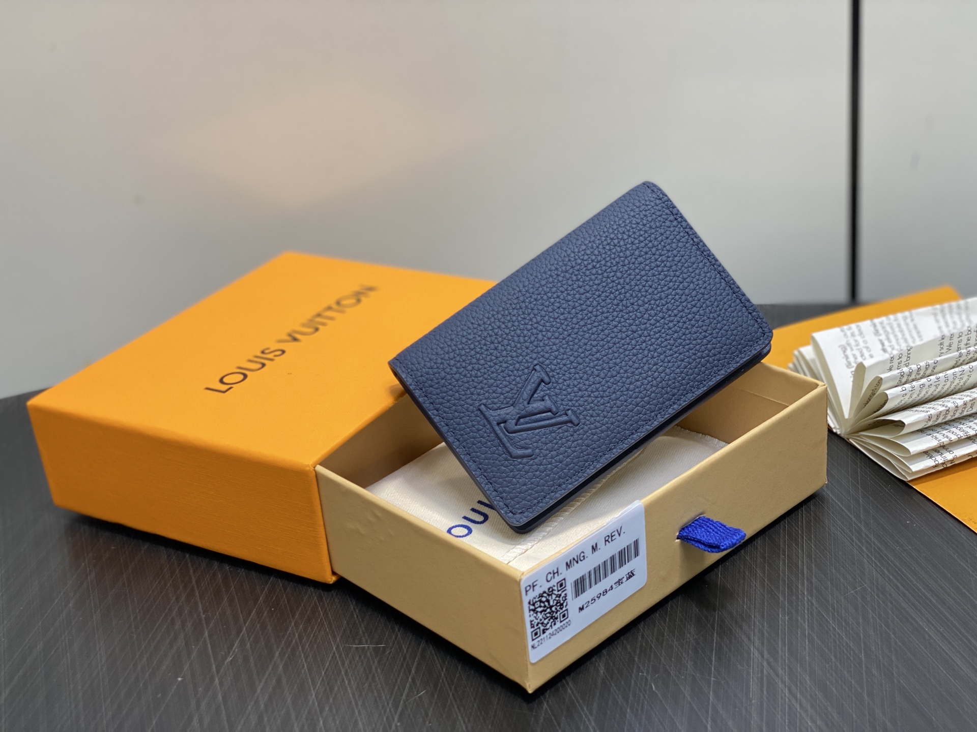 【顶级原单】M25984宝蓝 荔枝纹全皮卡包 Pocket organizer 口袋钱夹 LV Aero