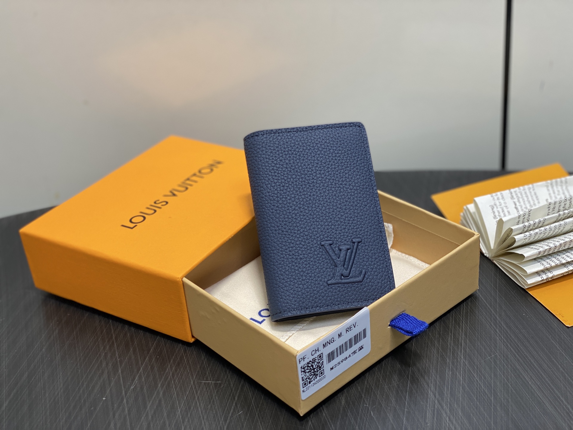 【顶级原单】M25984宝蓝 荔枝纹全皮卡包 Pocket organizer 口袋钱夹 LV Aero