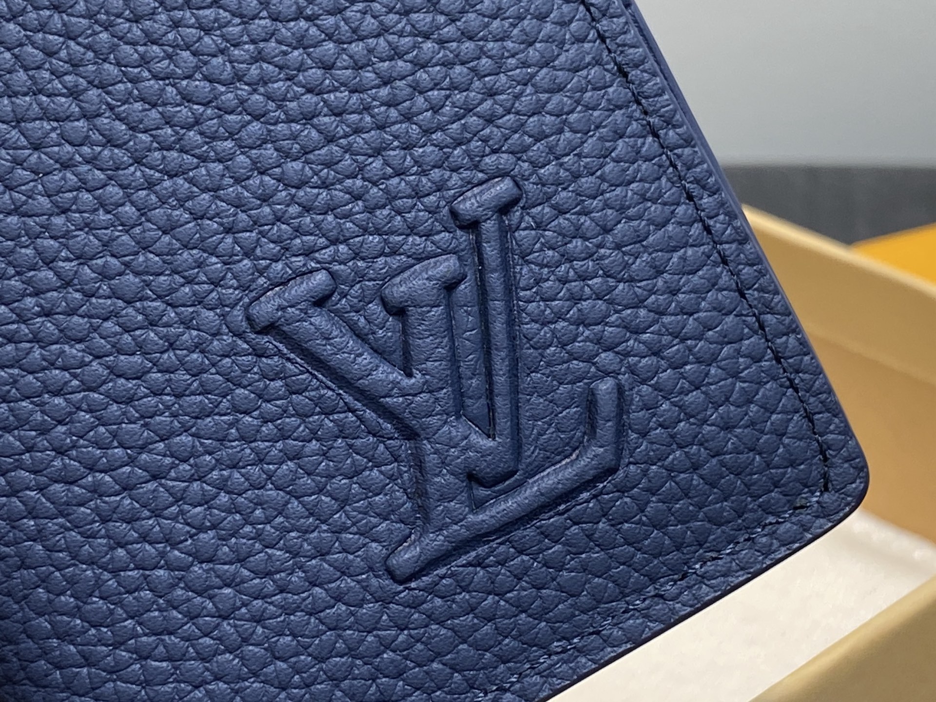 【顶级原单】M25984宝蓝 荔枝纹全皮卡包 Pocket organizer 口袋钱夹 LV Aero