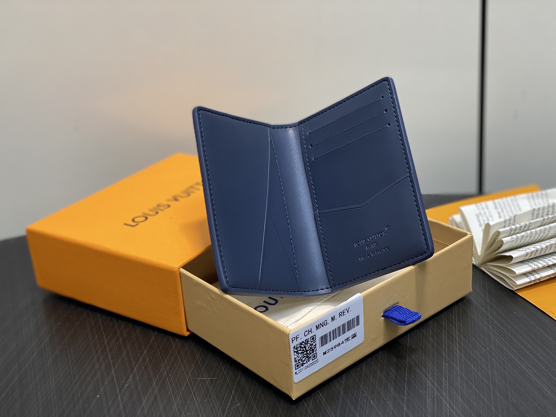 【顶级原单】M25984宝蓝 荔枝纹全皮卡包 Pocket organizer 口袋钱夹 LV Aero