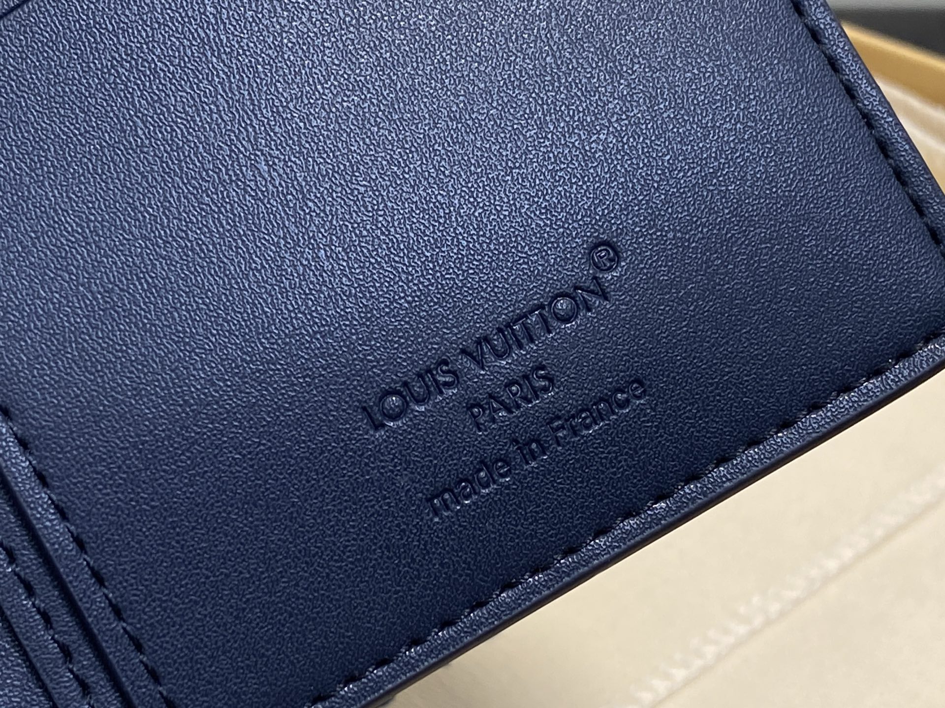 【顶级原单】M25978宝蓝 荔枝纹全皮长款西装夹钱包 Brazza 西装钱夹 以经典的黑色高级米莱吉姆