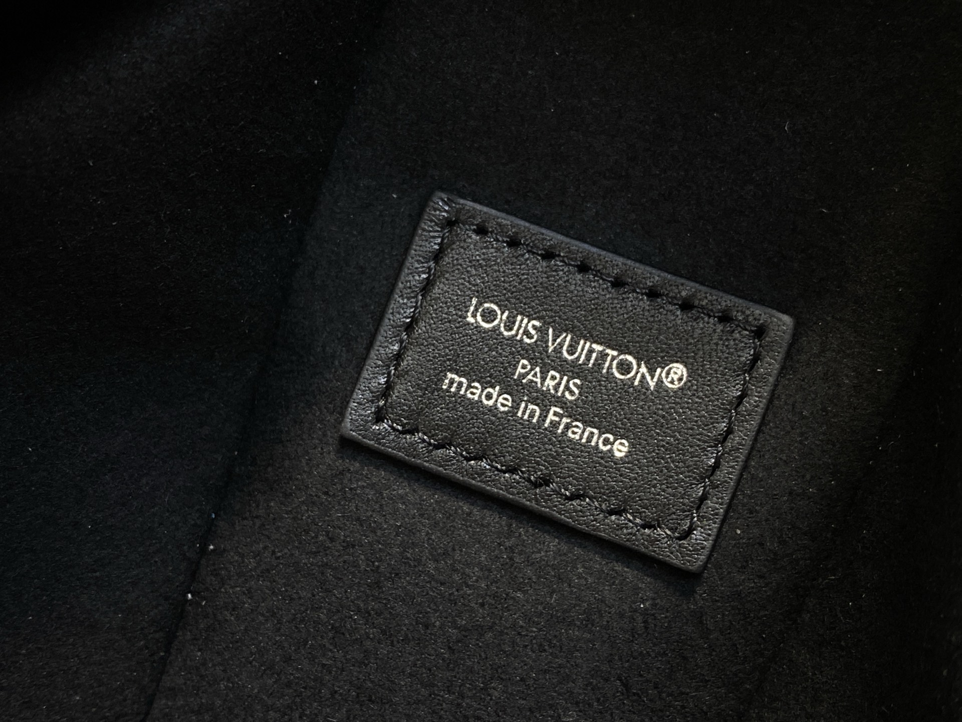 【顶级原单】M26226黑花 软盒子链条包 SIDE TRUNK EAST WEST 中号手袋 Side