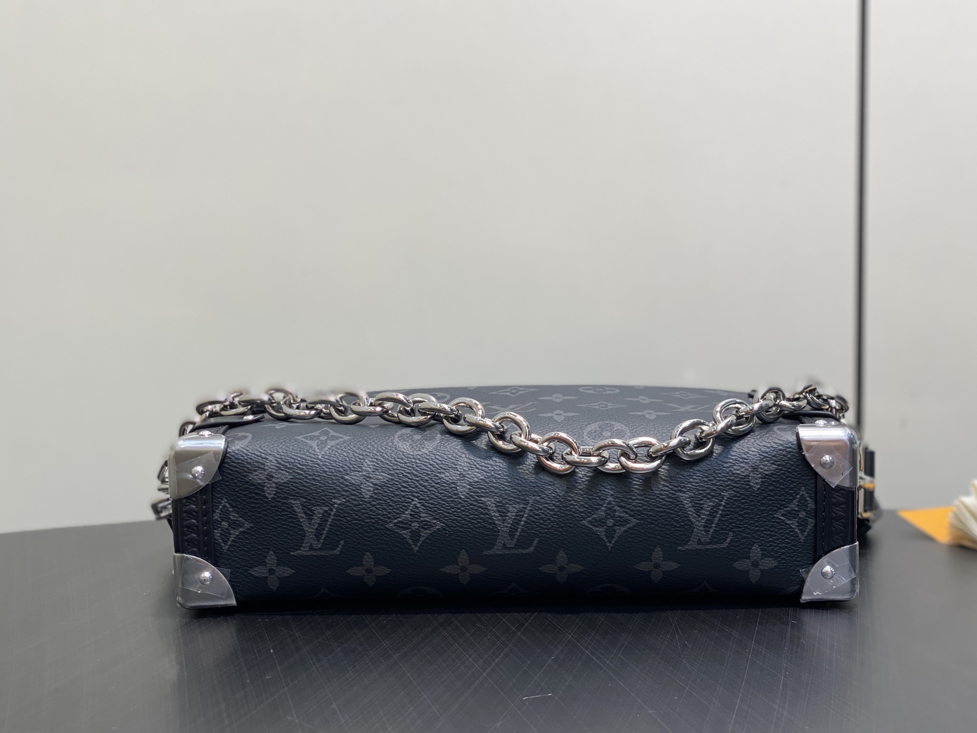 【顶级原单】M26226黑花 软盒子链条包 SIDE TRUNK EAST WEST 中号手袋 Side