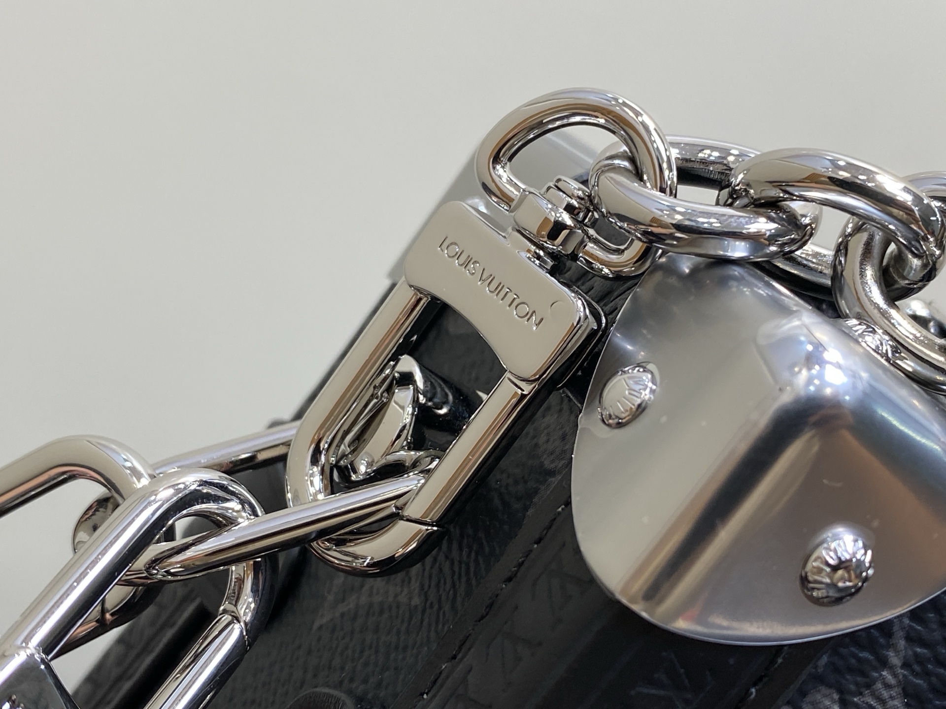 【顶级原单】M26226黑花 软盒子链条包 SIDE TRUNK EAST WEST 中号手袋 Side