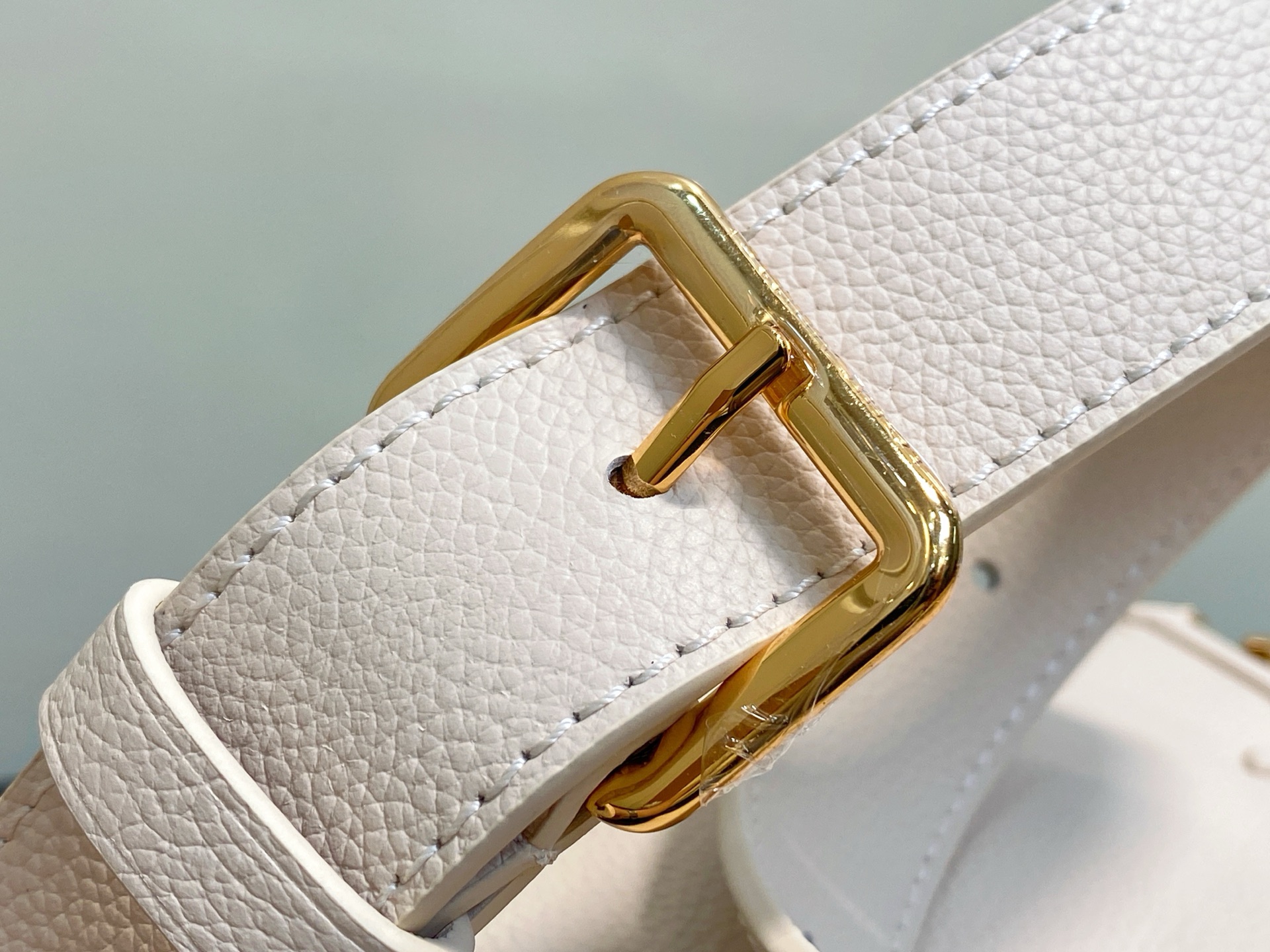 【顶级原单】M14370米白 全皮cap那英款 Capucines Souple 中号手袋 M14371