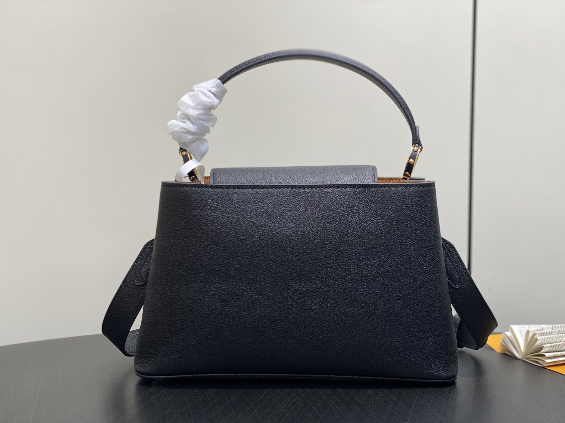 【顶级原单】M14370黑色 全皮cap那英款 Capucines Souple 中号手袋 M14371