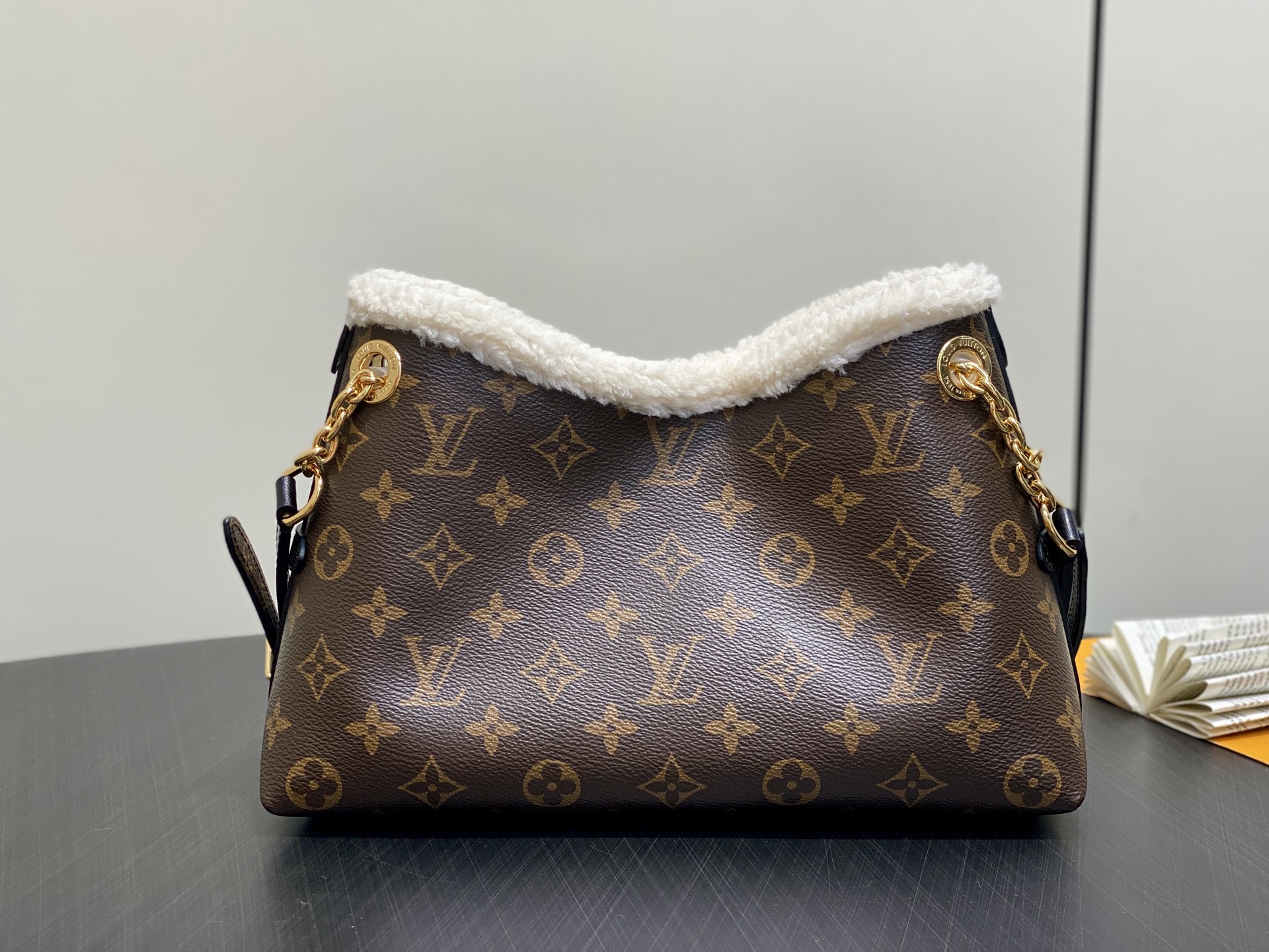 【顶级原单】M26568老花 毛绒小号购物袋 当季新款 CARRYALL BB 手袋 本款 CarryA