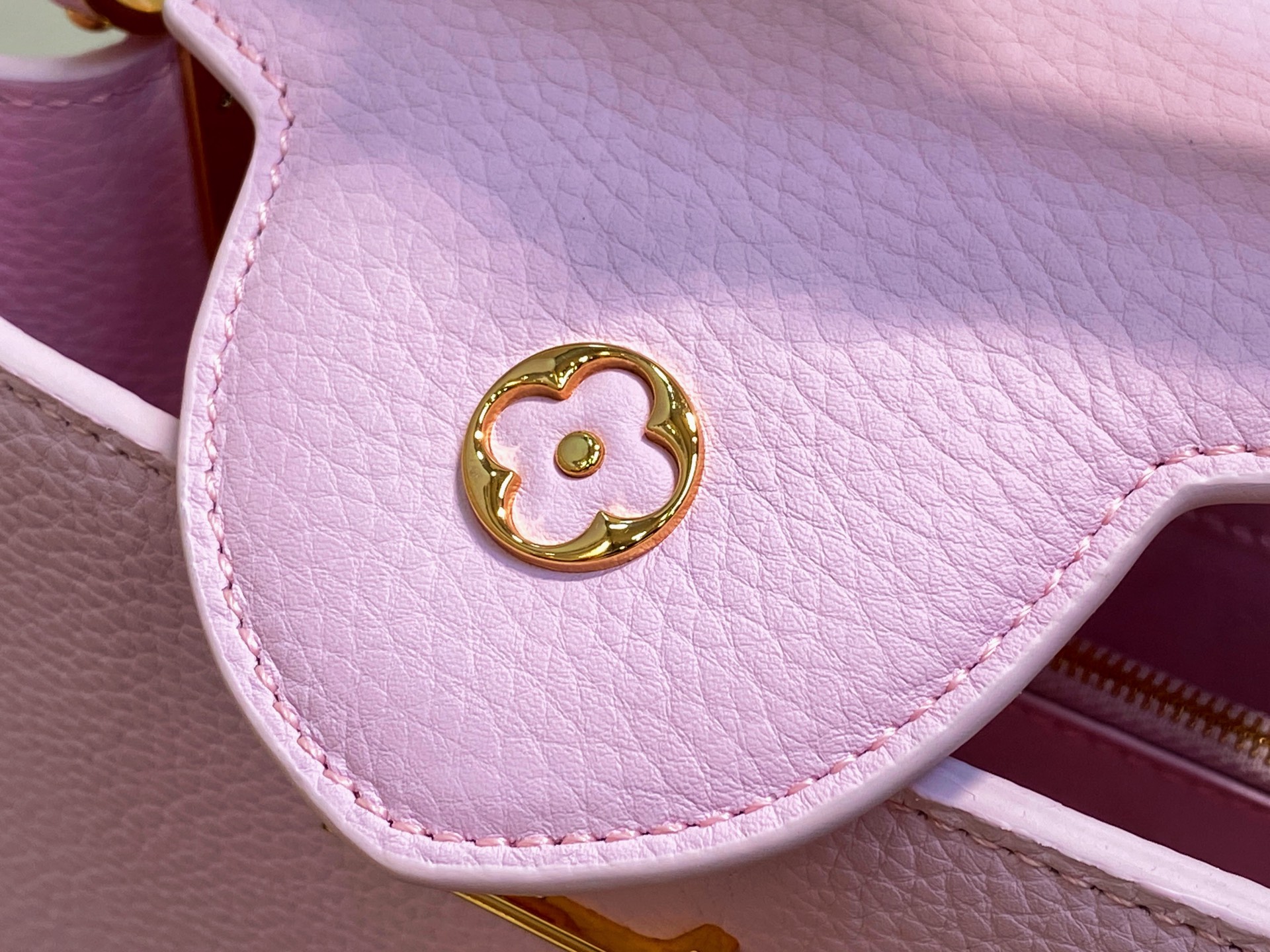 【顶级原单】M14970粉紫 M14381 链条全皮cap那英款 CAPUCINES BB手袋 Capu