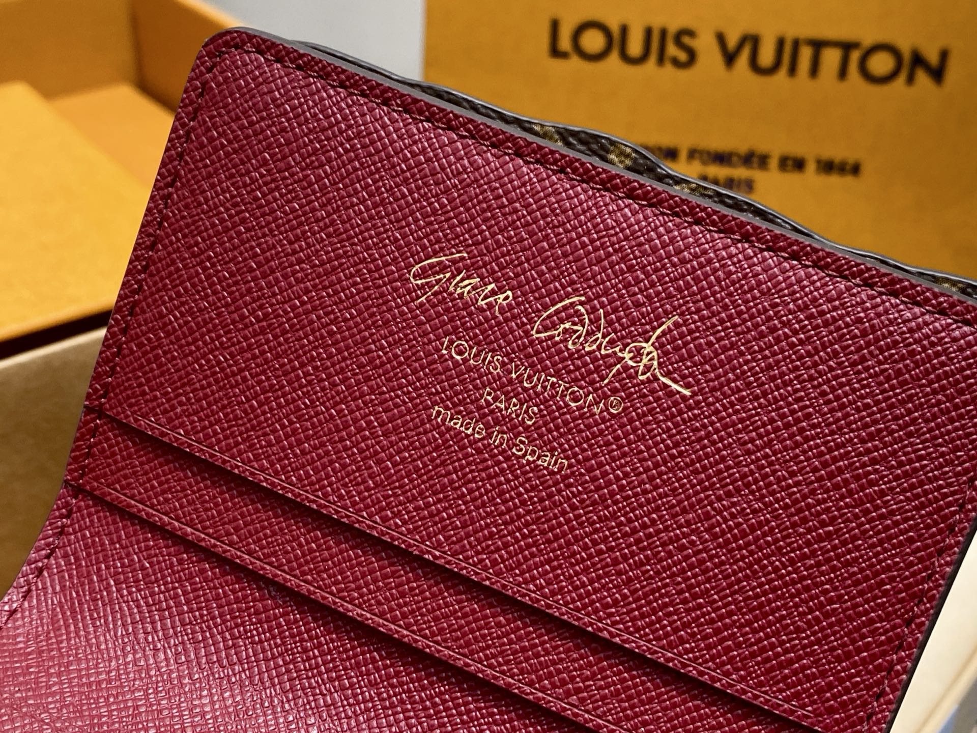 【顶级原单】M25732老花 猫咪两折钱包 Pawket 钱包 取材牛皮革和帆布，为经典Monogram