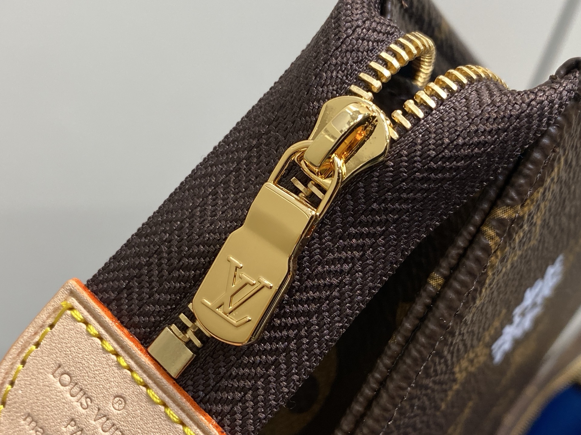 【顶级原单】M15357丝印 圣诞款三件套 当季新款 TRIO 盥洗袋 本款盥洗袋取材 Monogram