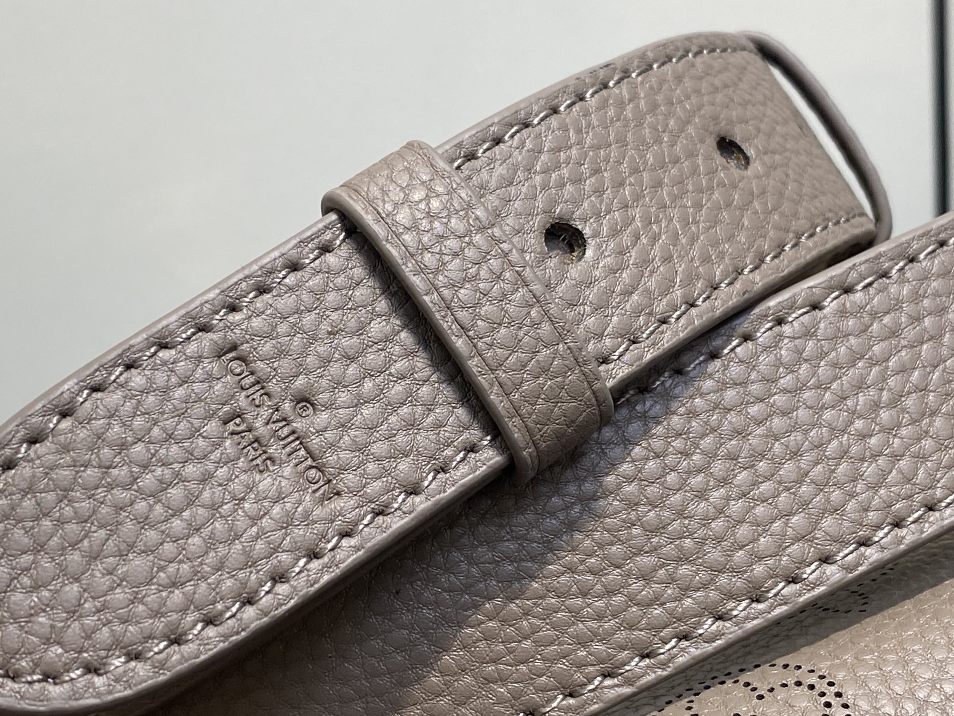 【顶级原单】M25904烟熏灰绿色 全皮镂空链条包 ltvSac Hand It All PM 手袋 来