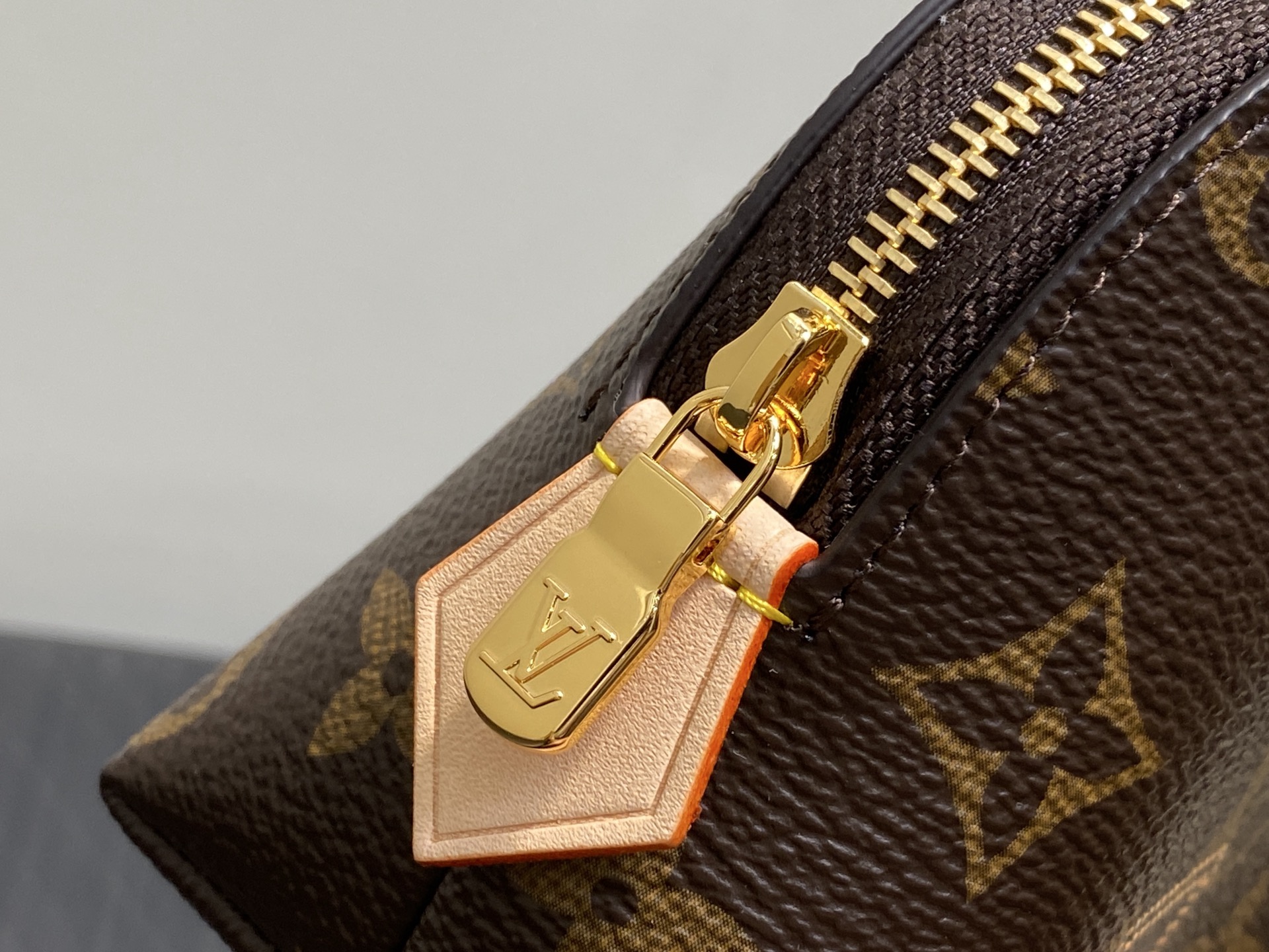 【顶级原单】M15259丝印 圣诞款小号化妆包 POCHETTE COSMÉTIQUE 化妆包 m153