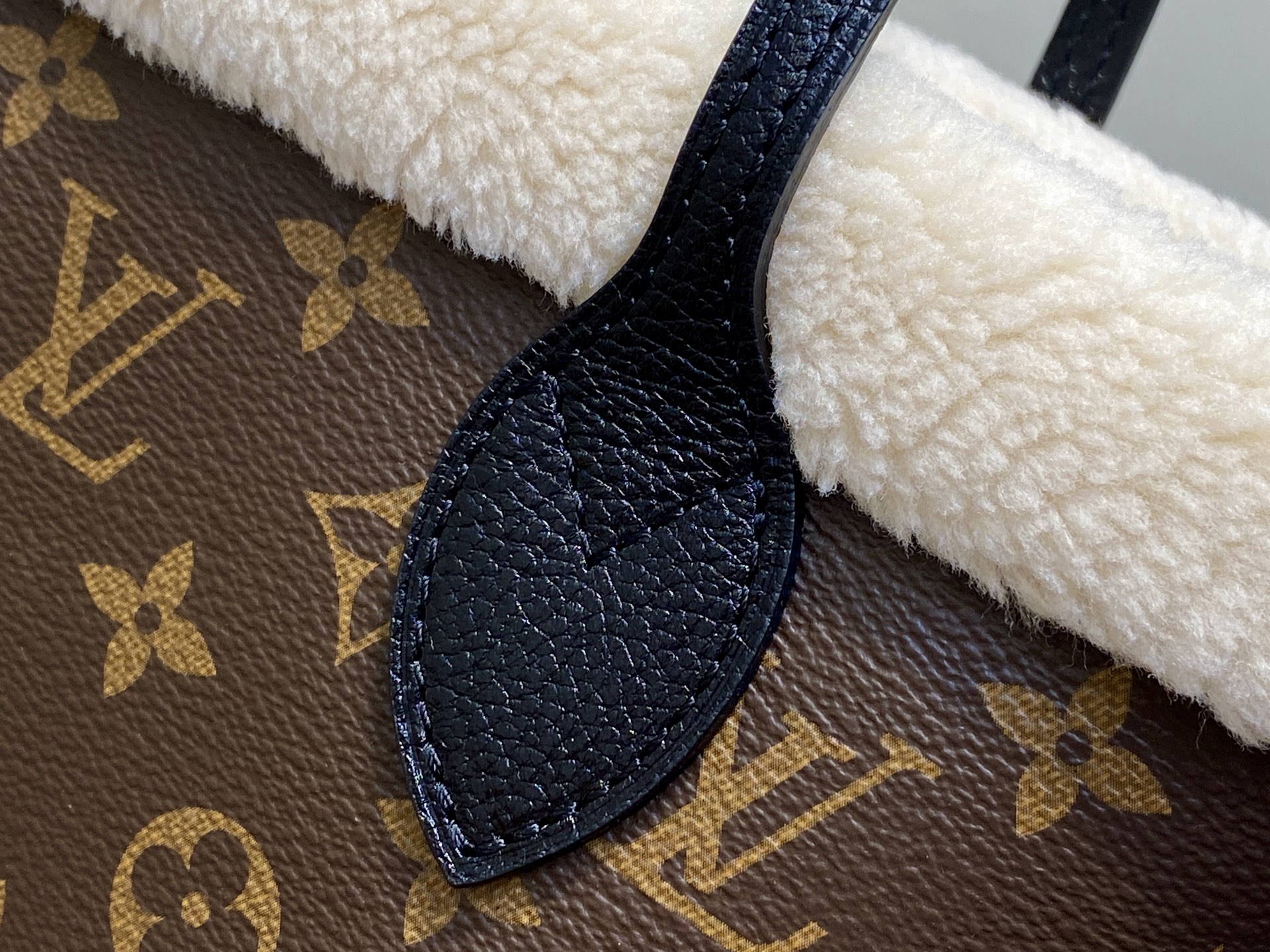 【顶级原单】M26315老花毛绒 小号购物袋子母包 NEVERFULL BANDOULIÈRE INSI