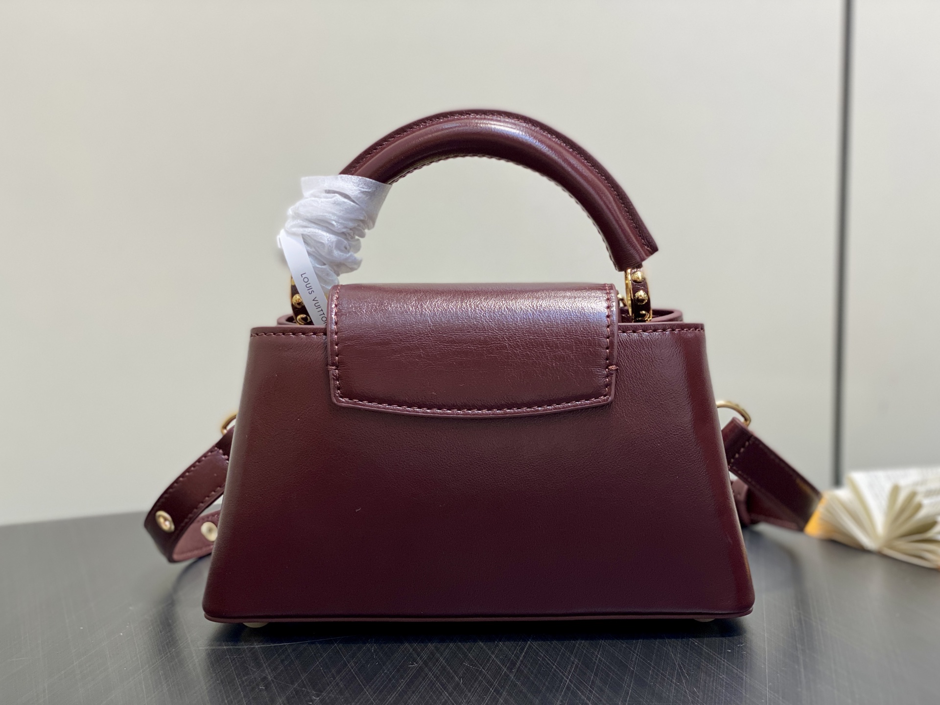 【顶级原单】M25473酒红色油蜡皮 链条全皮cap那英款 Capucines East-West 迷你