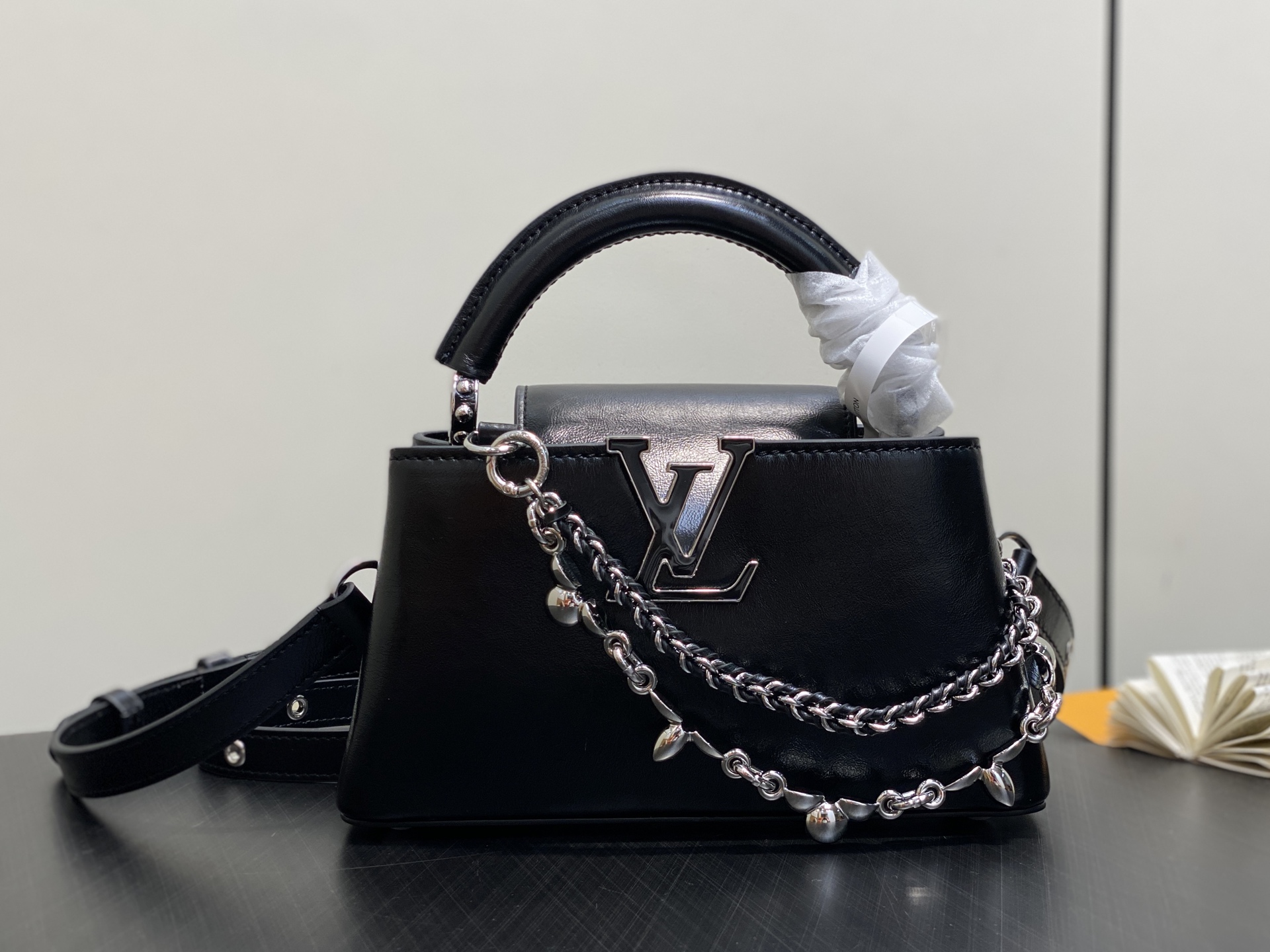 【顶级原单】M25473黑色油蜡皮 M25492 链条全皮cap那英款 Capucines East-W