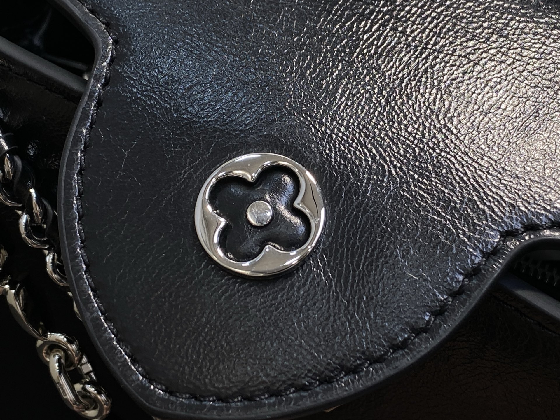 【顶级原单】M25473黑色油蜡皮 M25492 链条全皮cap那英款 Capucines East-W