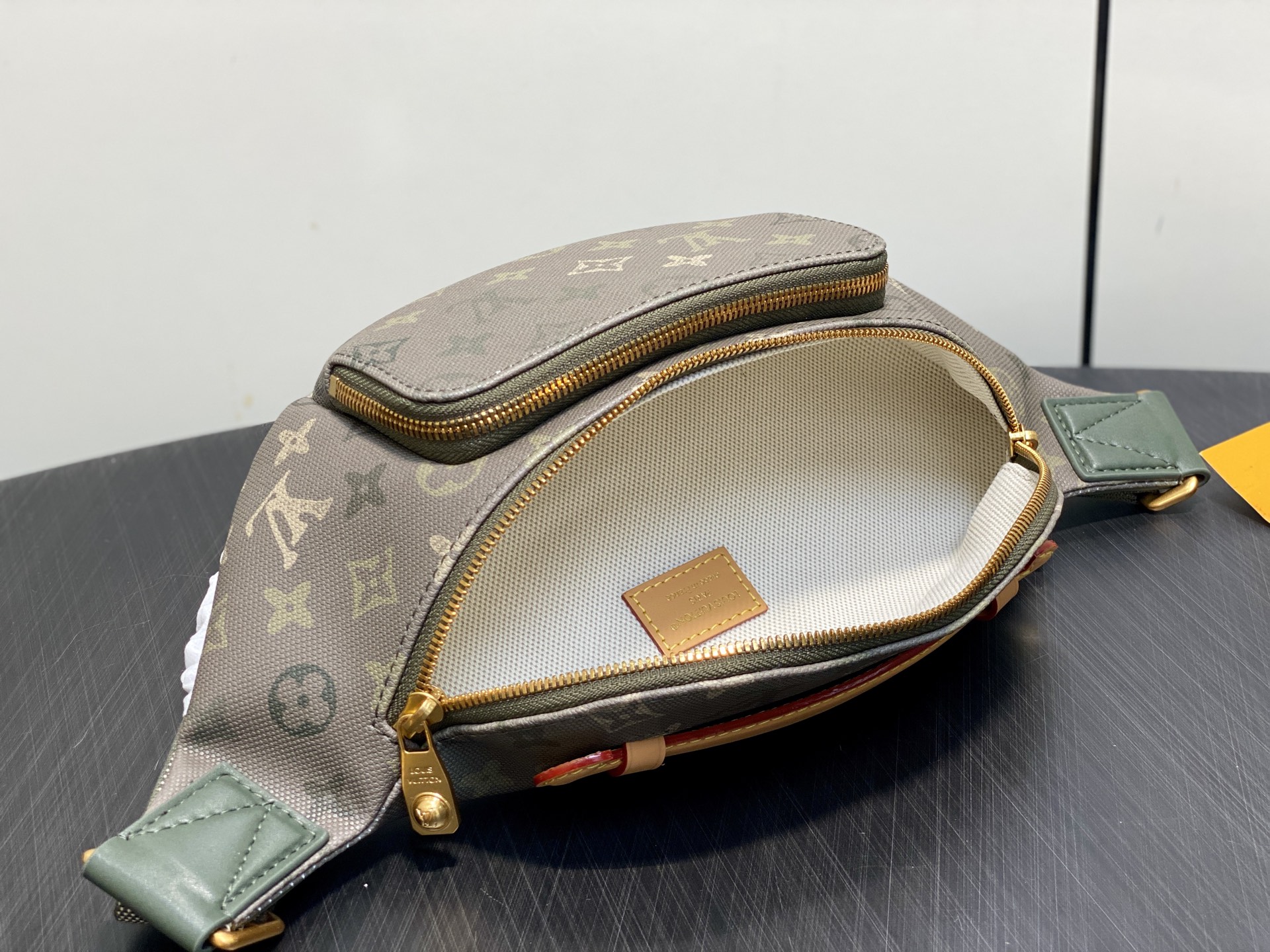 Louis Vuitton Rush Monogram Surplus everyday