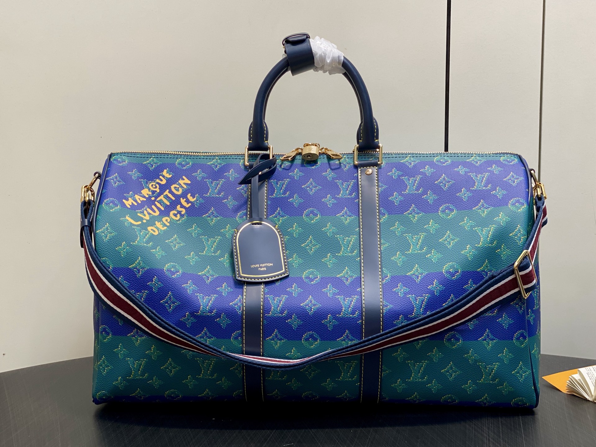 LV Style Beige Leather Travel Bag Lookbook Reference image 1