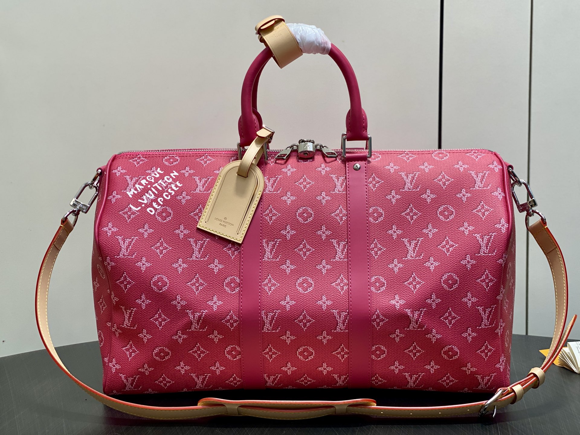 LV Style Beige Leather Travel Bag Lookbook Reference image 1