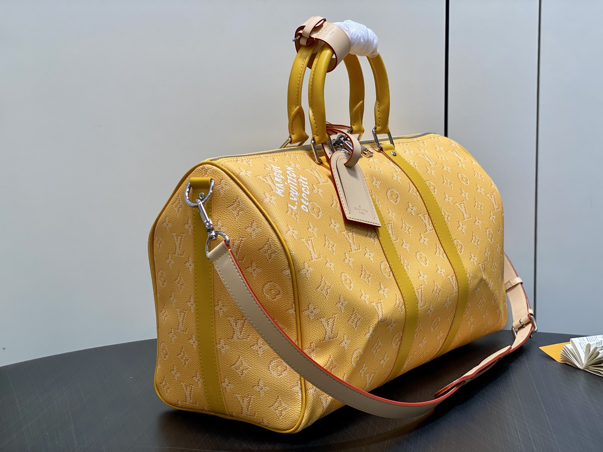 LV Style Beige Leather Travel Bag Lookbook Reference image 2